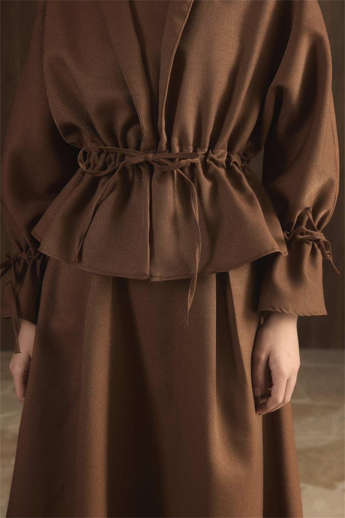 Bel Tünelli Simli Etek Takım - Kahve