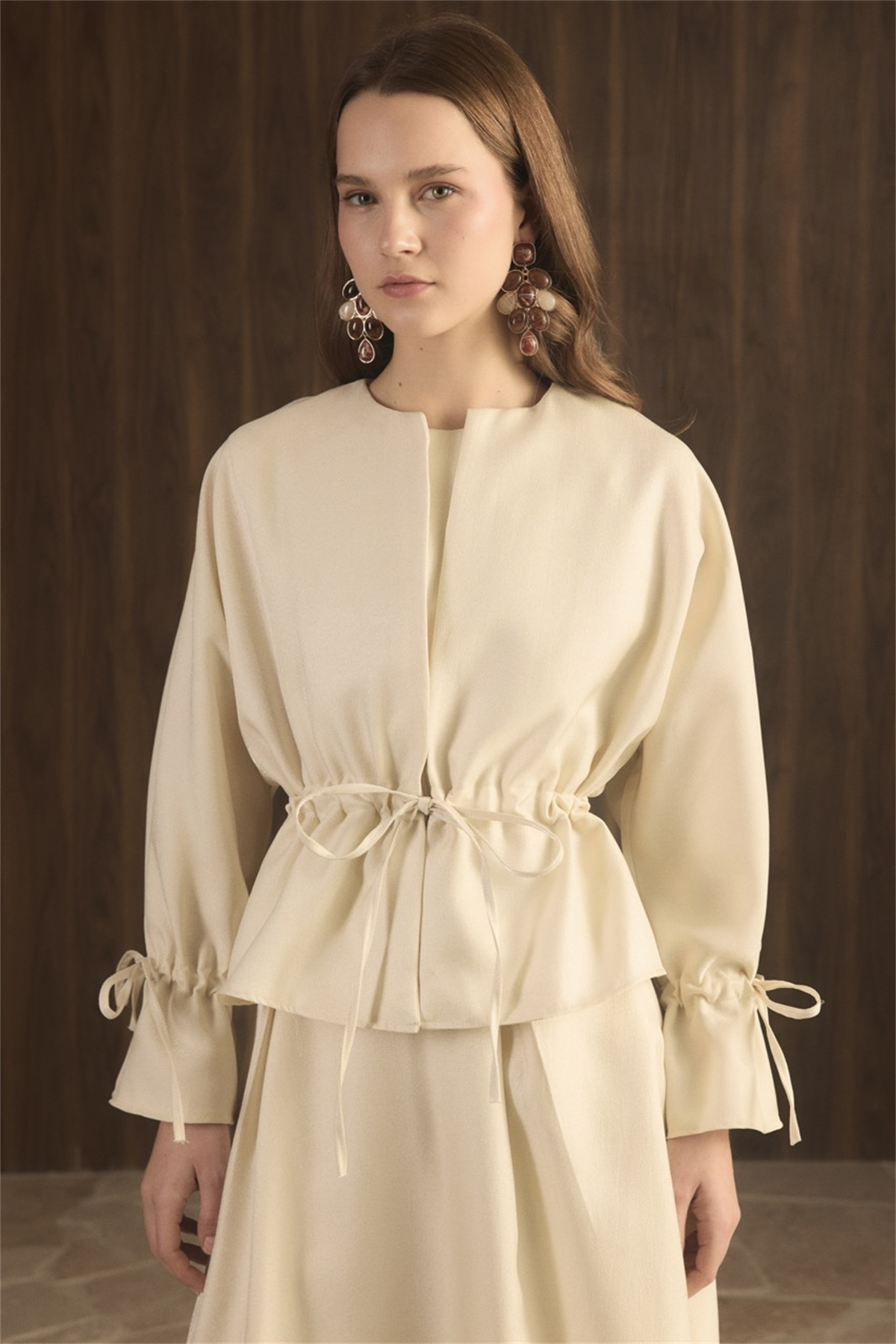 Bel Tünelli Simli Etek Takım - Krem