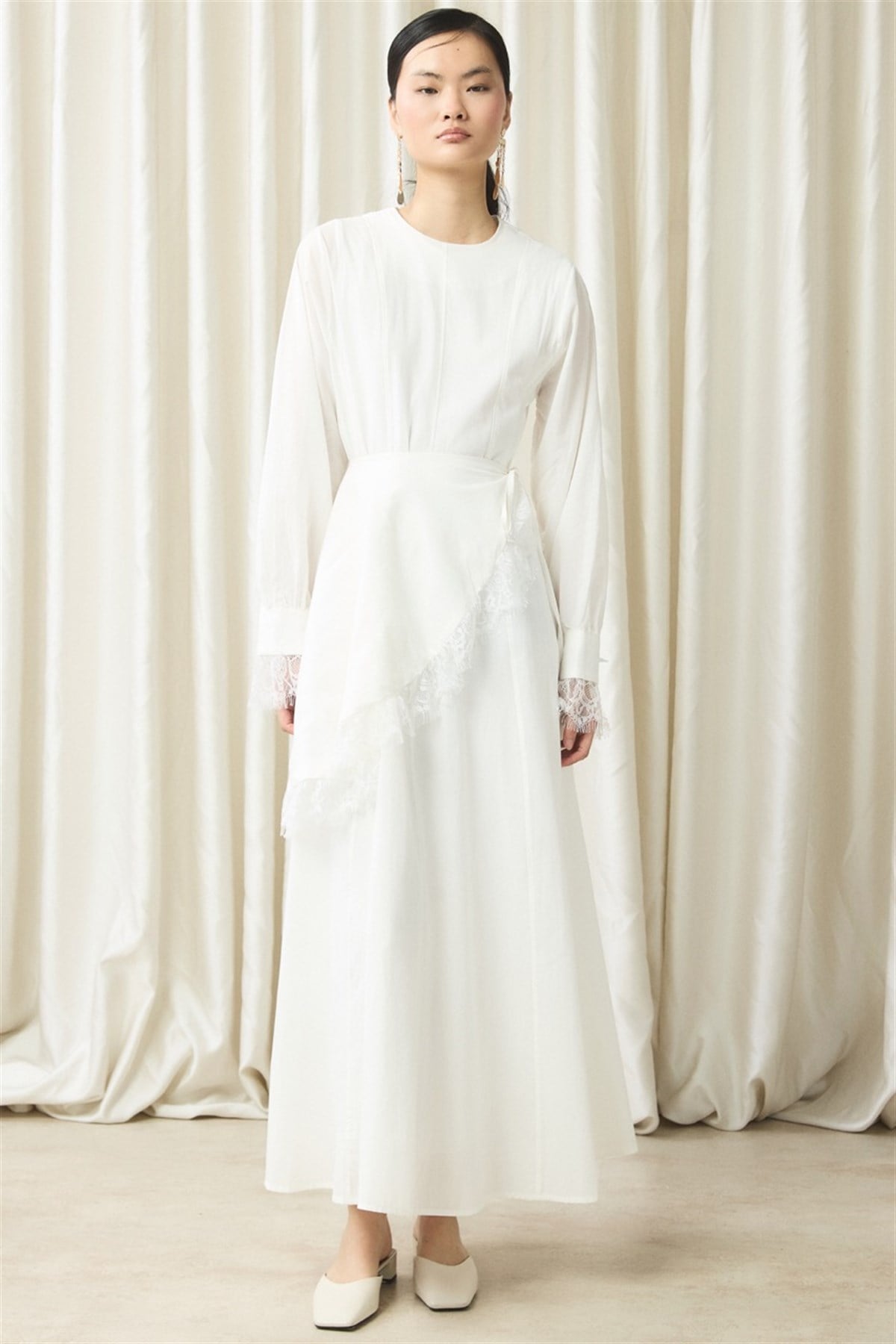 Belden Bağlama Detaylı Vual Elbise - Ekru