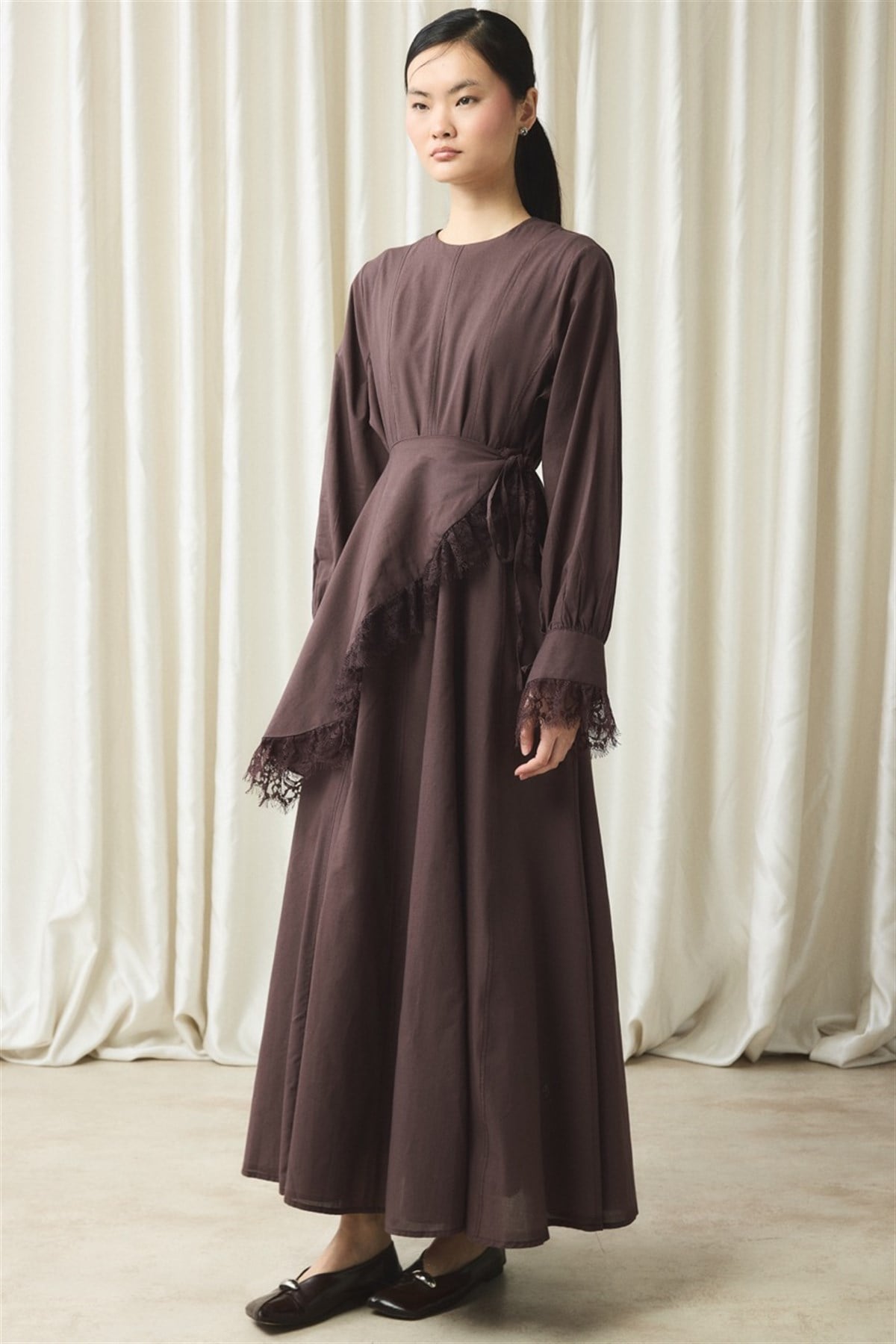 Belden Bağlama Detaylı Vual Elbise - Kahve