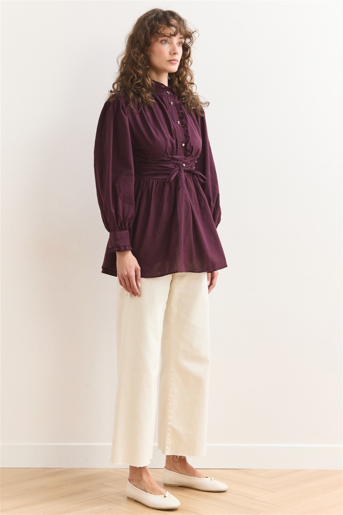 Belden Bağlamalı Pat Fırfırlı Gömlek - Vişne