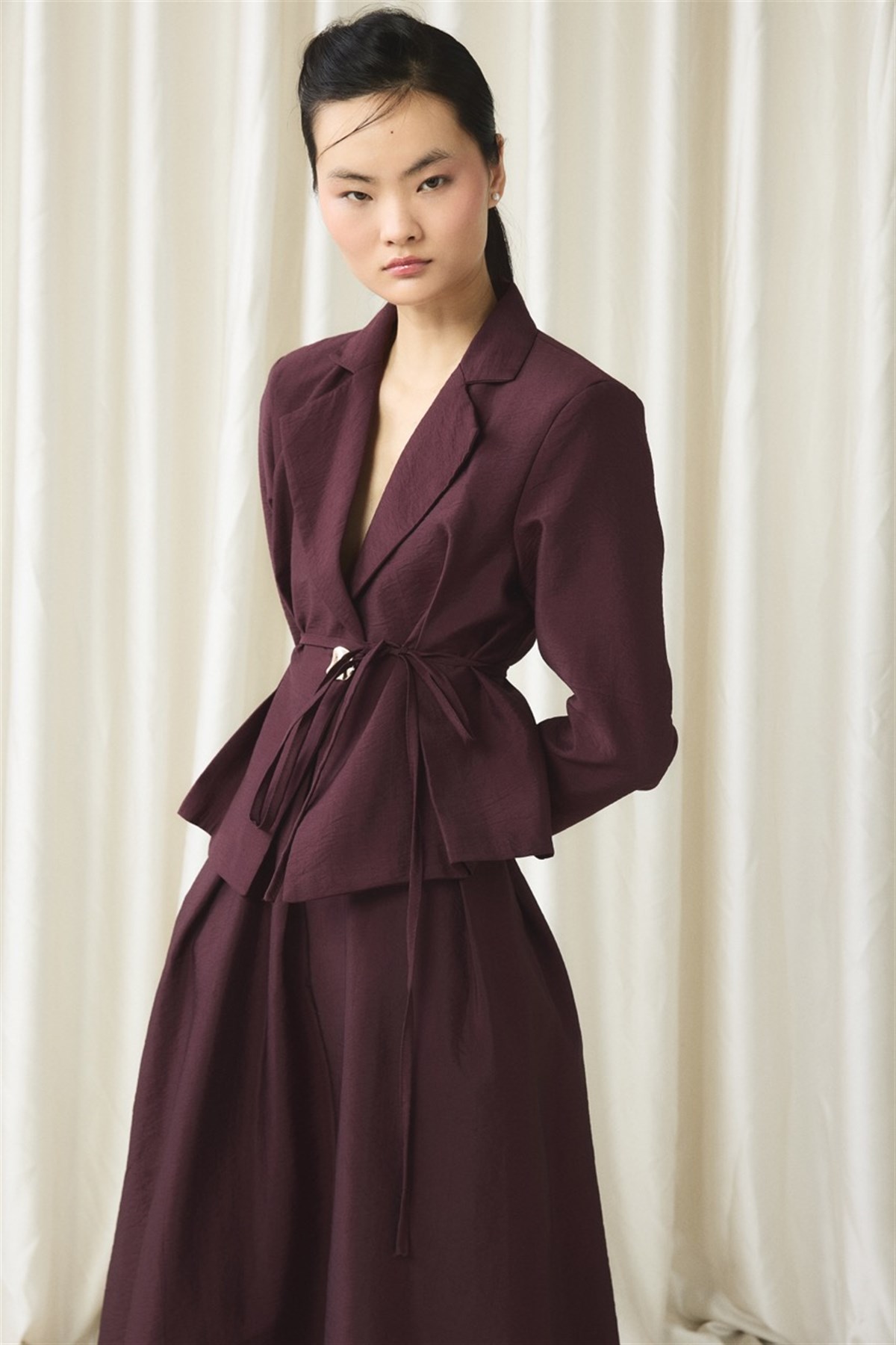 Belden Oturtmalı Ceketli Etek Takım - Bordo