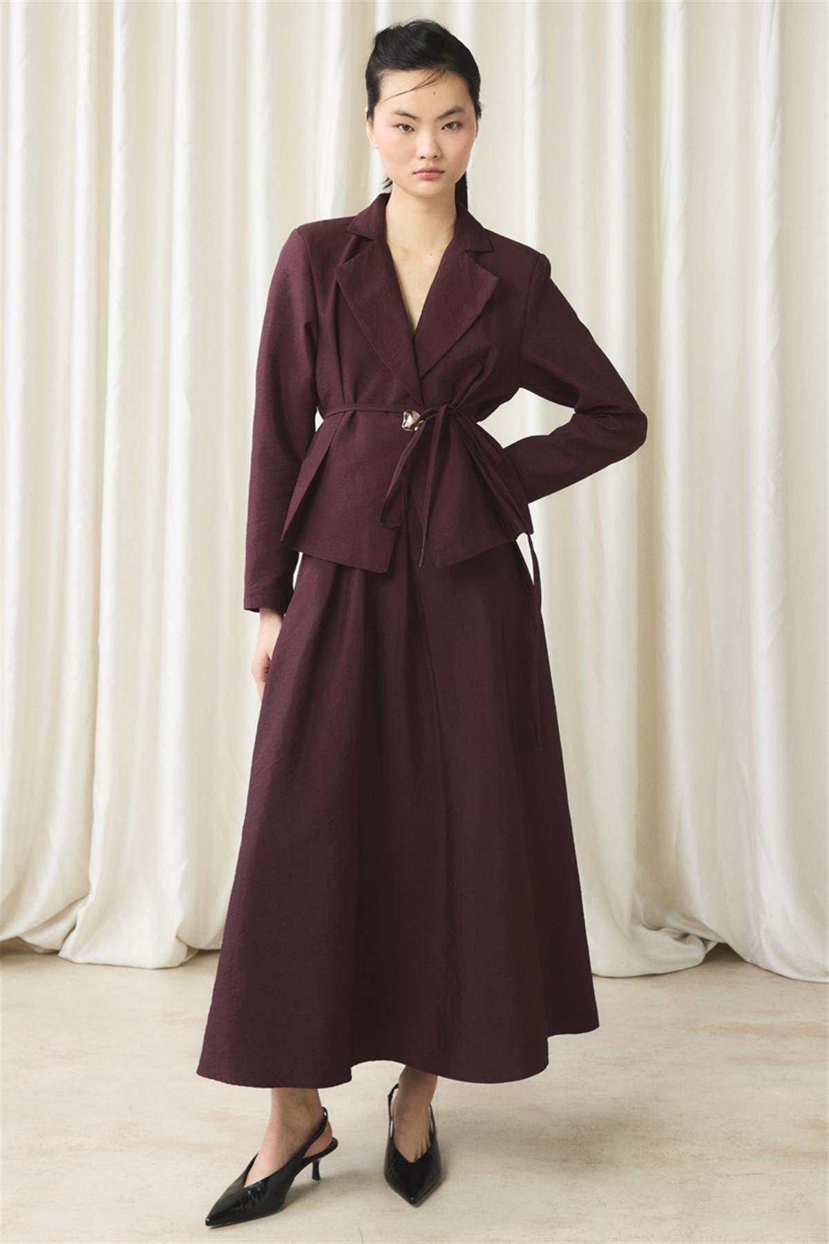 Belden Oturtmalı Ceketli Etek Takım - Bordo