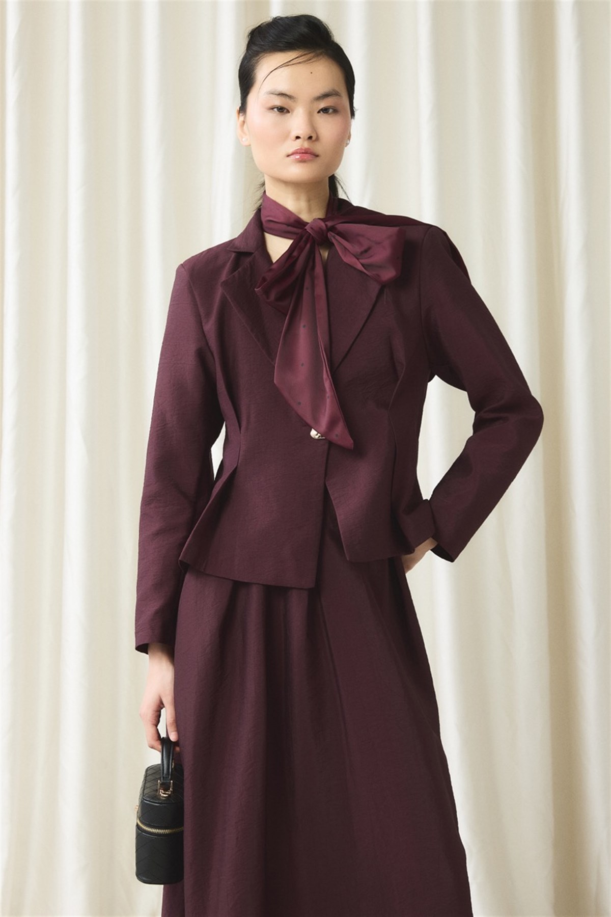 Belden Oturtmalı Ceketli Etek Takım - Bordo