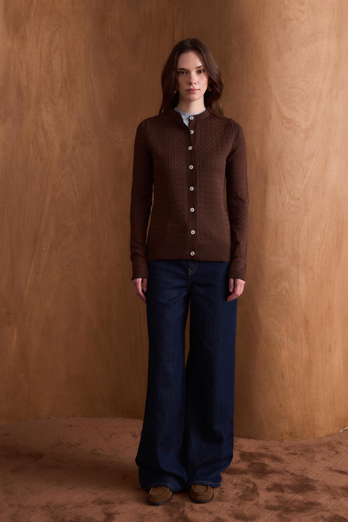 Bella Gold Düğmeli Triko Hırka - Acı Kahve