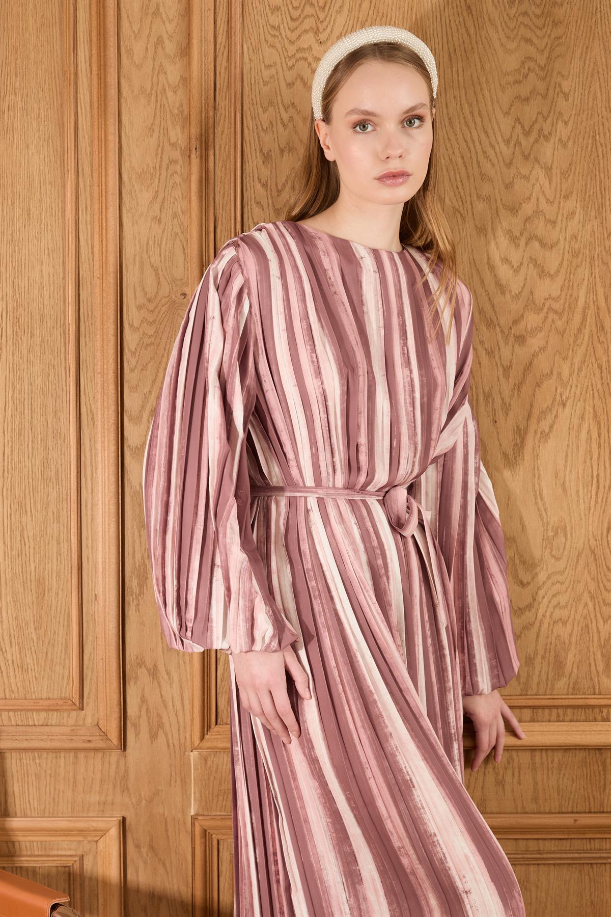 Bernadette Piliseli Grenli Elbise - Gül Kurusu