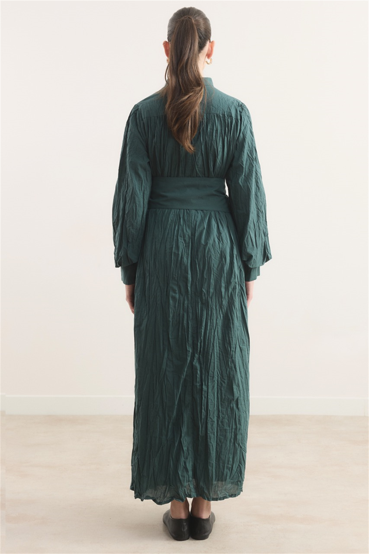 Büzgülü Yarım Patlı Vual Elbise - Nane Yeşili