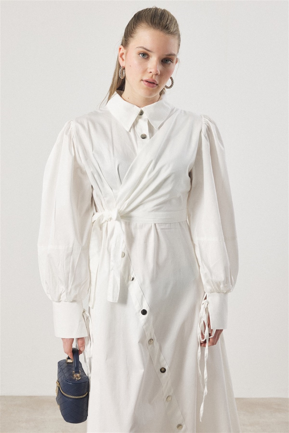 Çıtçıt Detaylı Compact Saten Elbise - Ekru