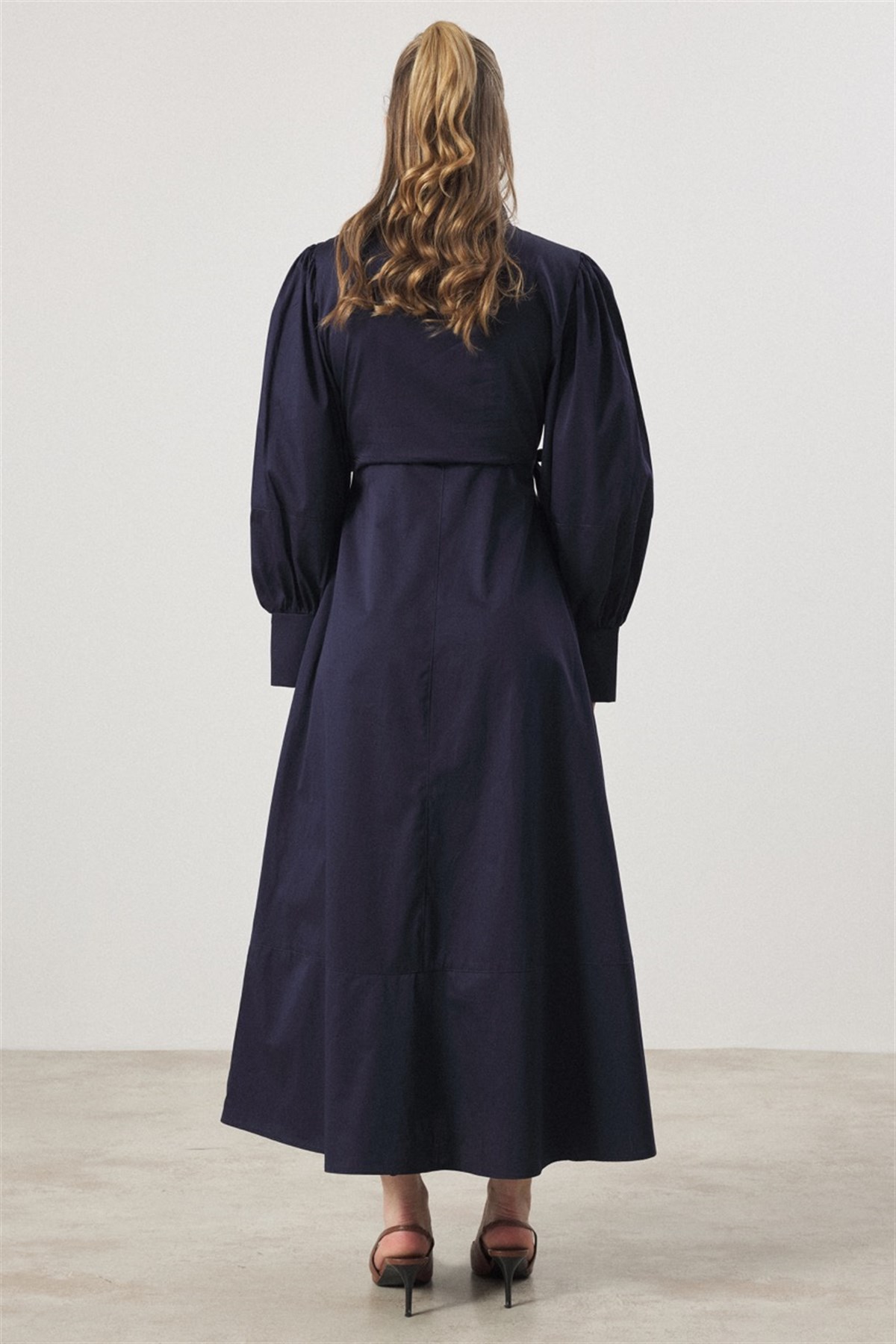 Çıtçıt Detaylı Compact Saten Elbise - Lacivert