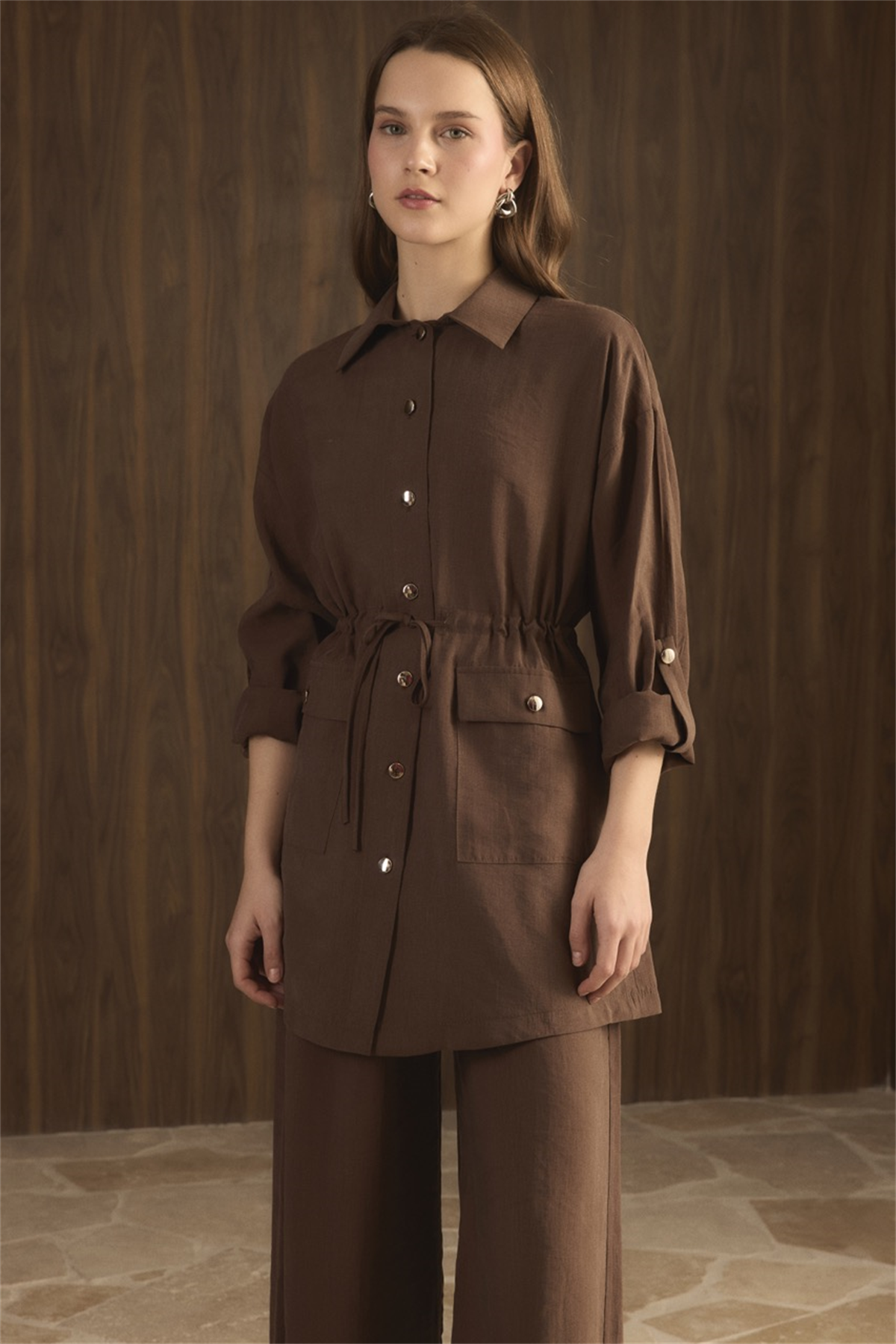 Çıtçıt Detaylı Pantolonlu Takım - Kahve