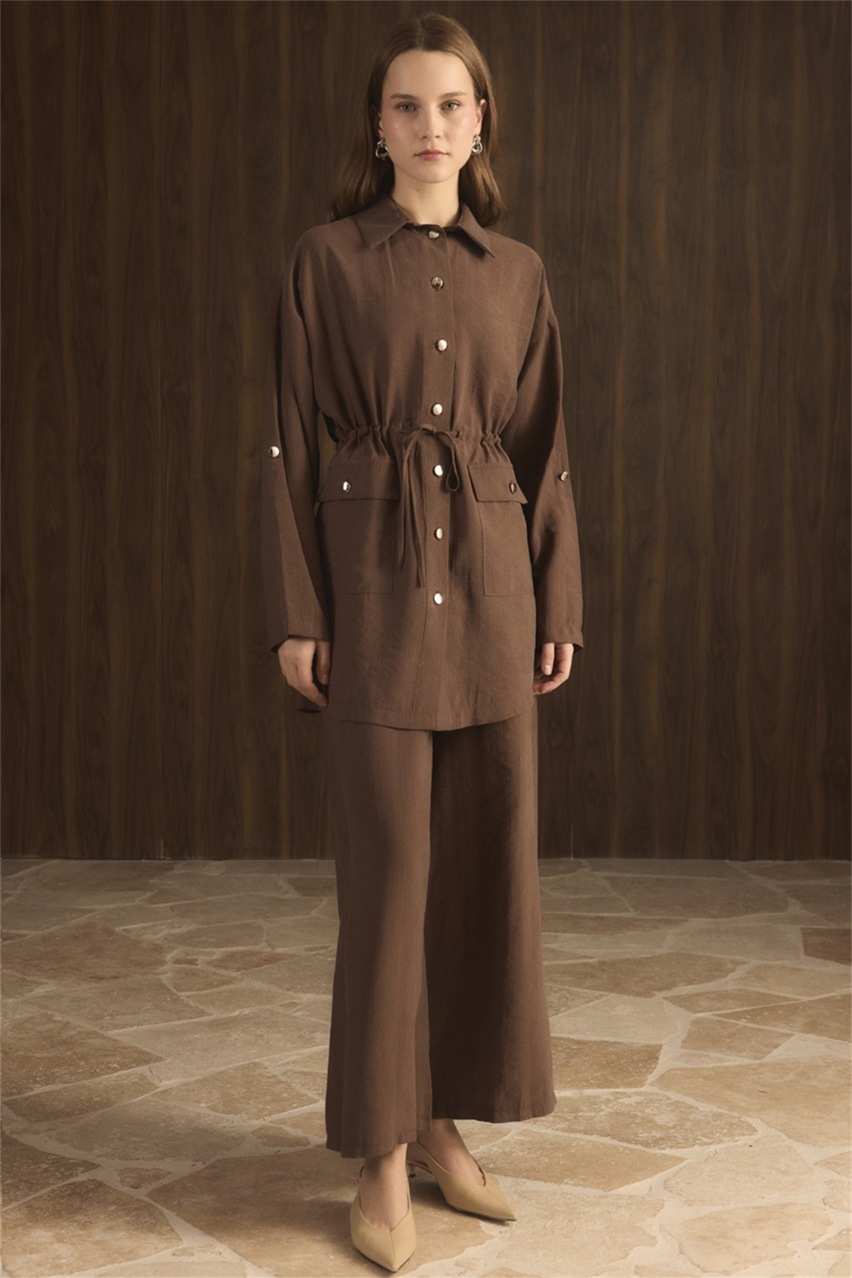 Çıtçıt Detaylı Pantolonlu Takım - Kahve