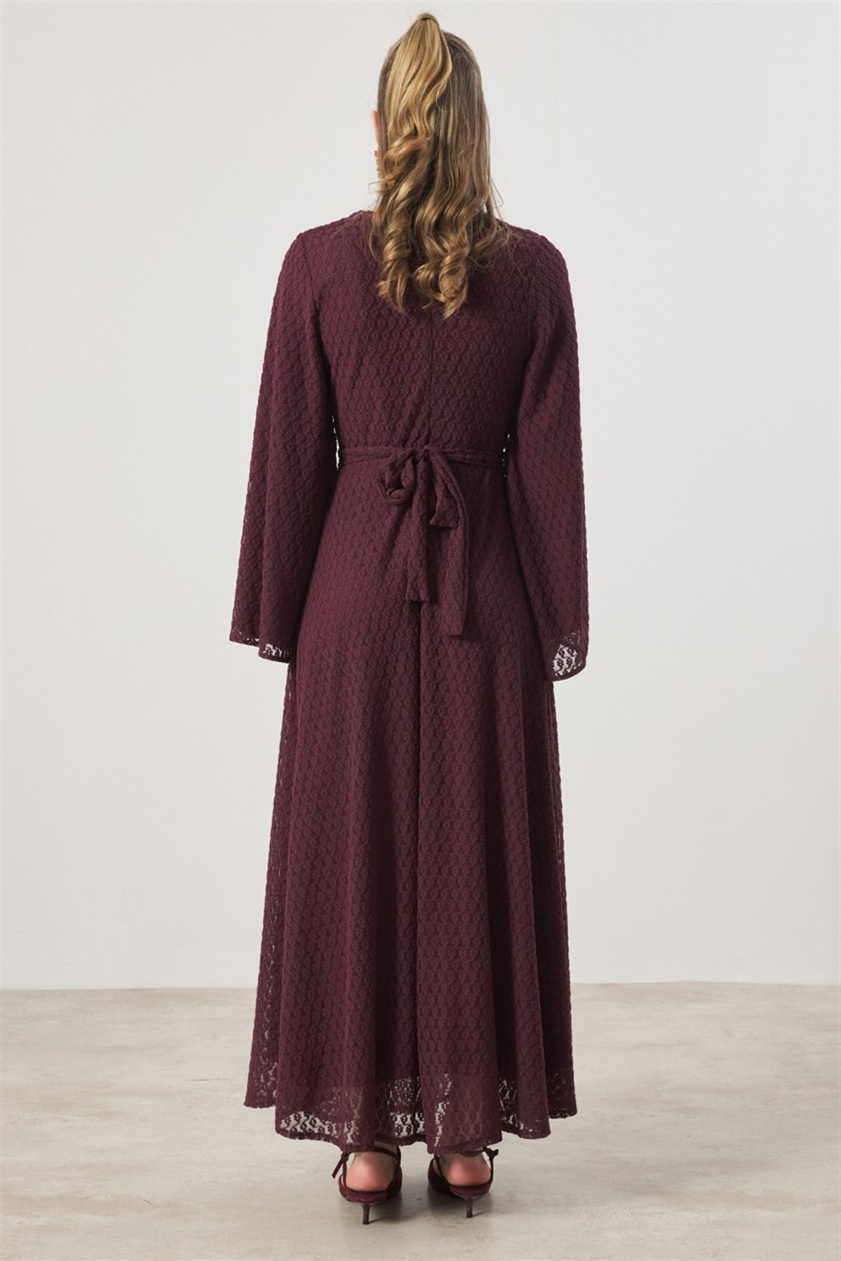 Degaje Yaka Dantel Elbise - Mürdüm