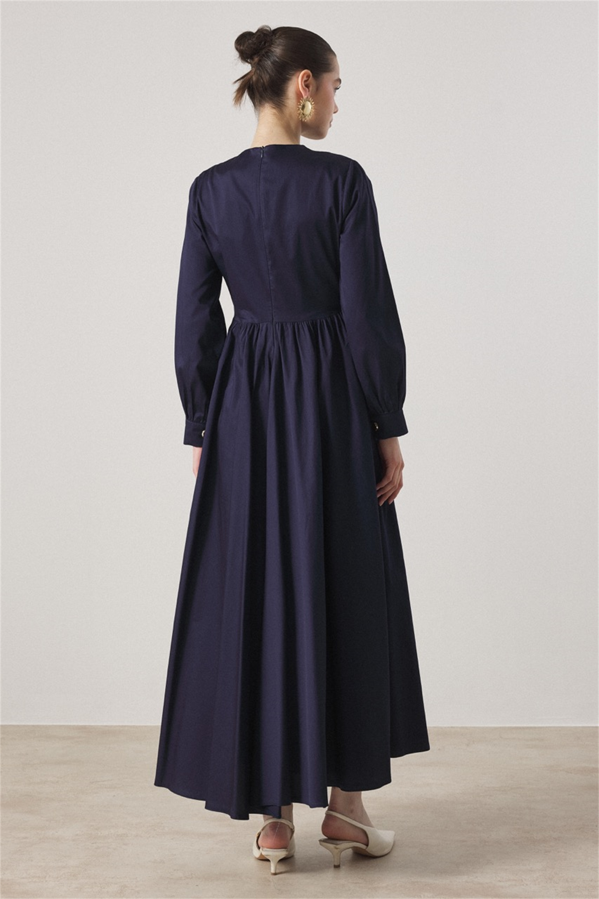 Düğme Detaylı Compact Saten Elbise - Lacivert