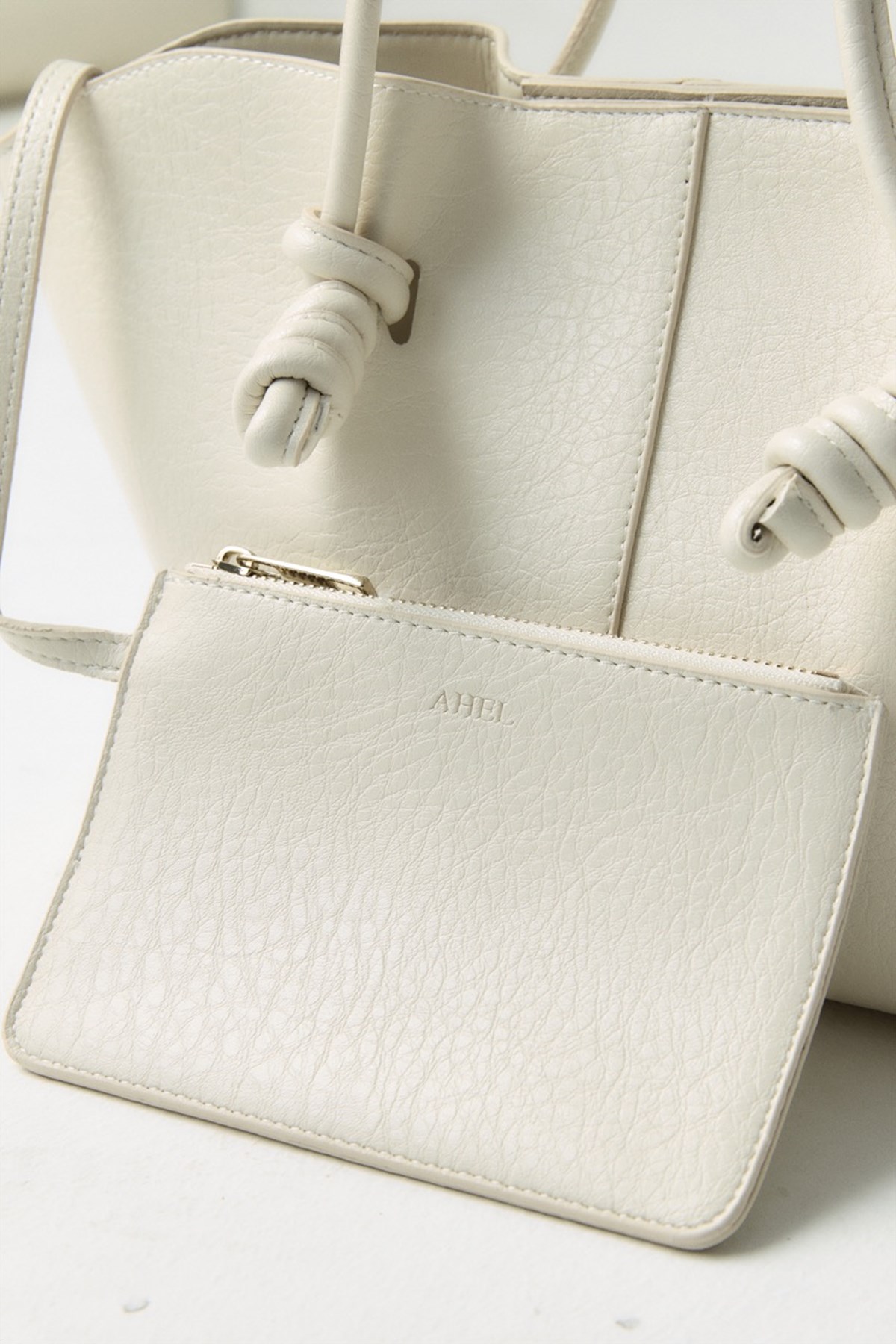 Düğüm Detaylı Asimetrik Çanta - Bej