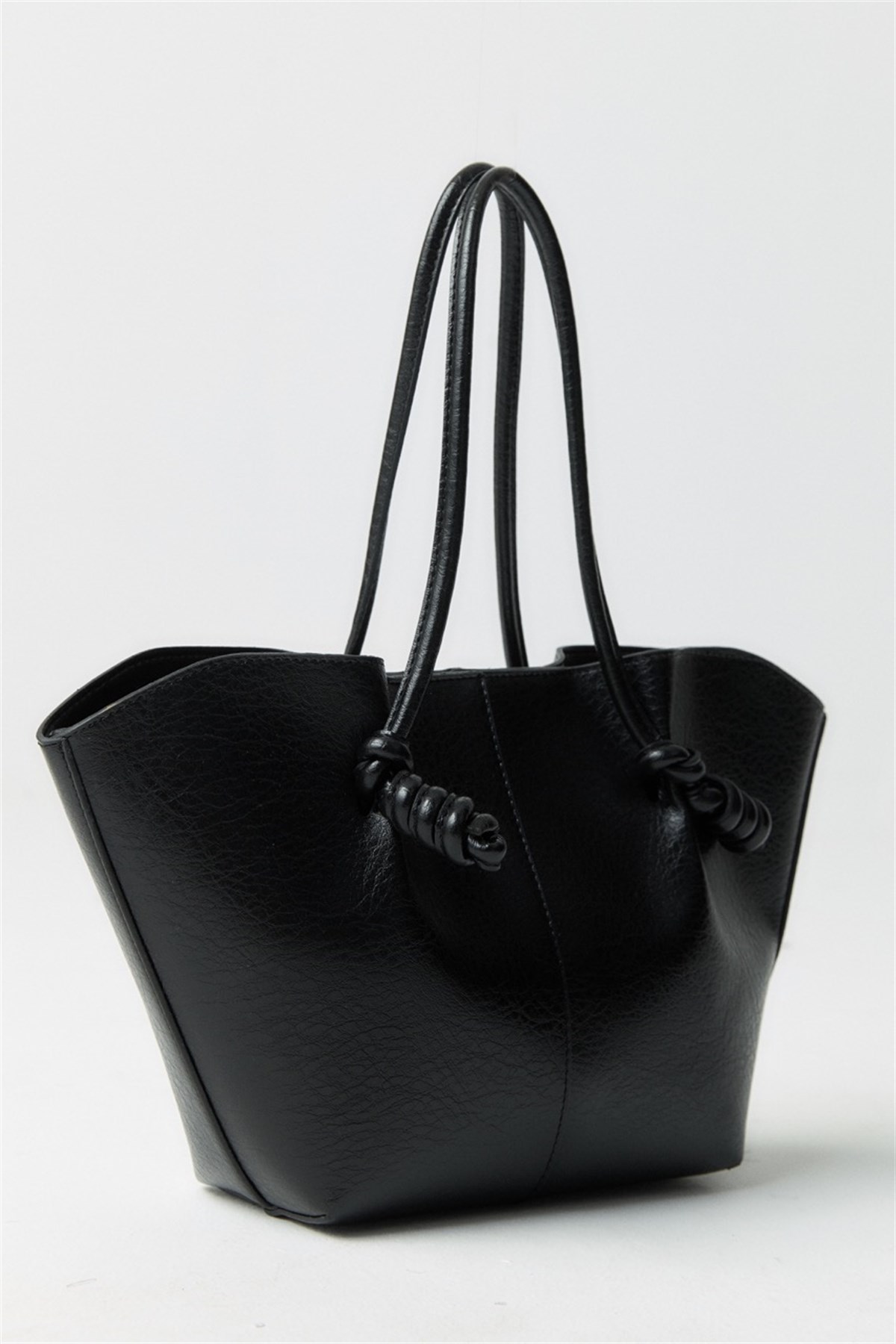 Düğüm Detaylı Asimetrik Çanta - Siyah