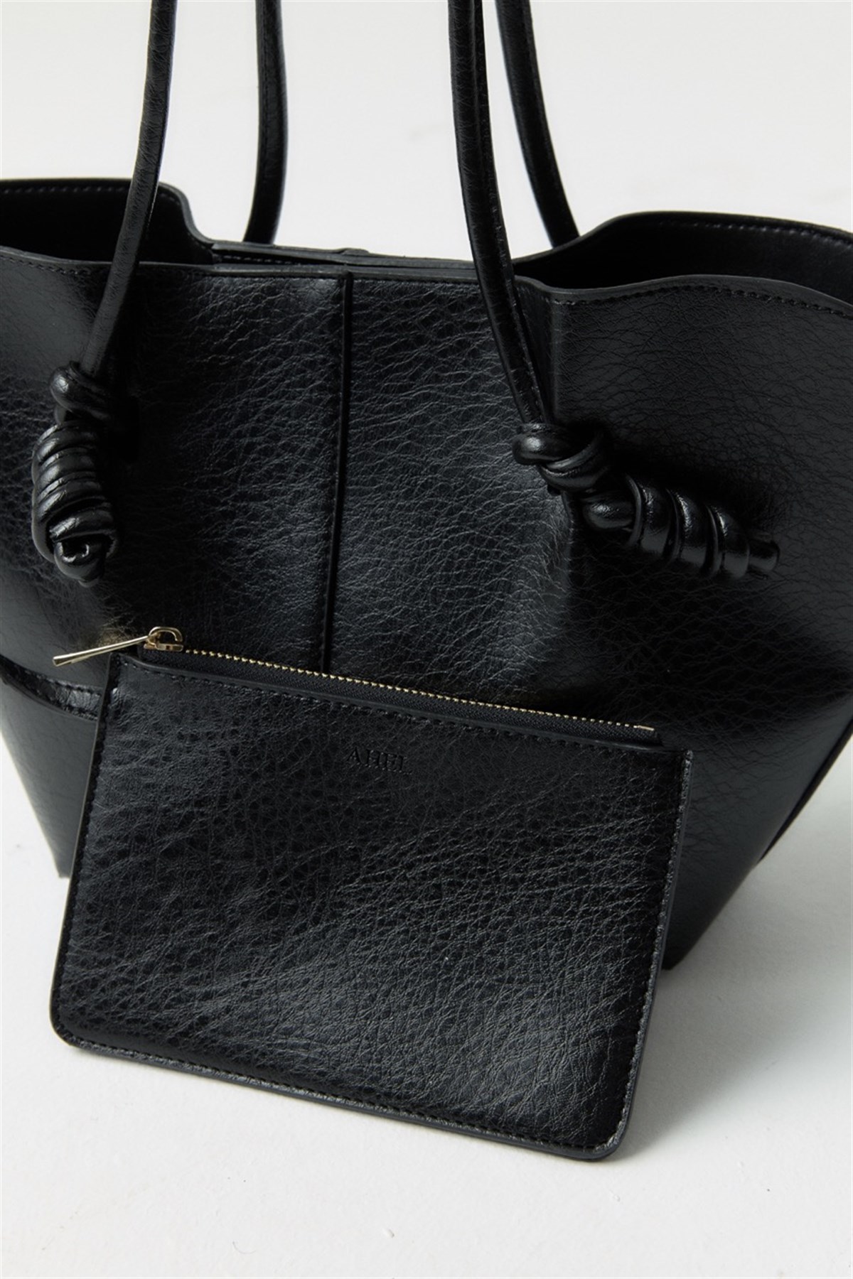 Düğüm Detaylı Asimetrik Çanta - Siyah