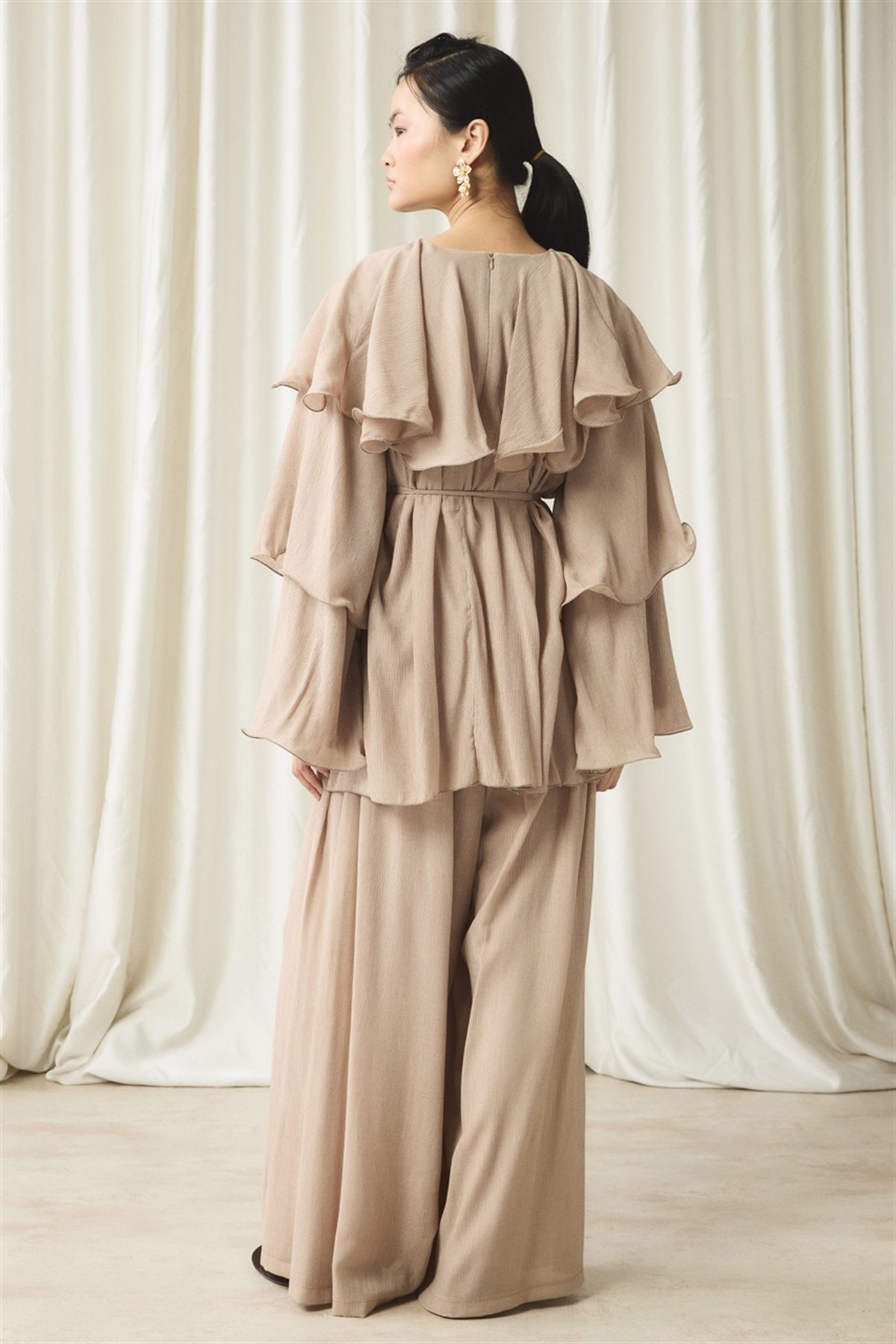 Fırfır Detaylı Pantolon Takım - Bej