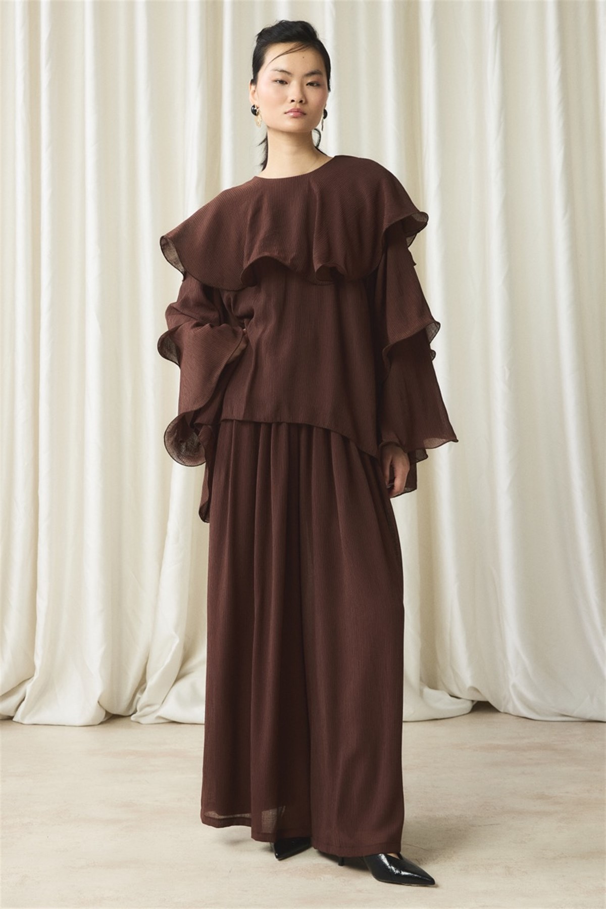 Fırfır Detaylı Pantolon Takım - Kahve