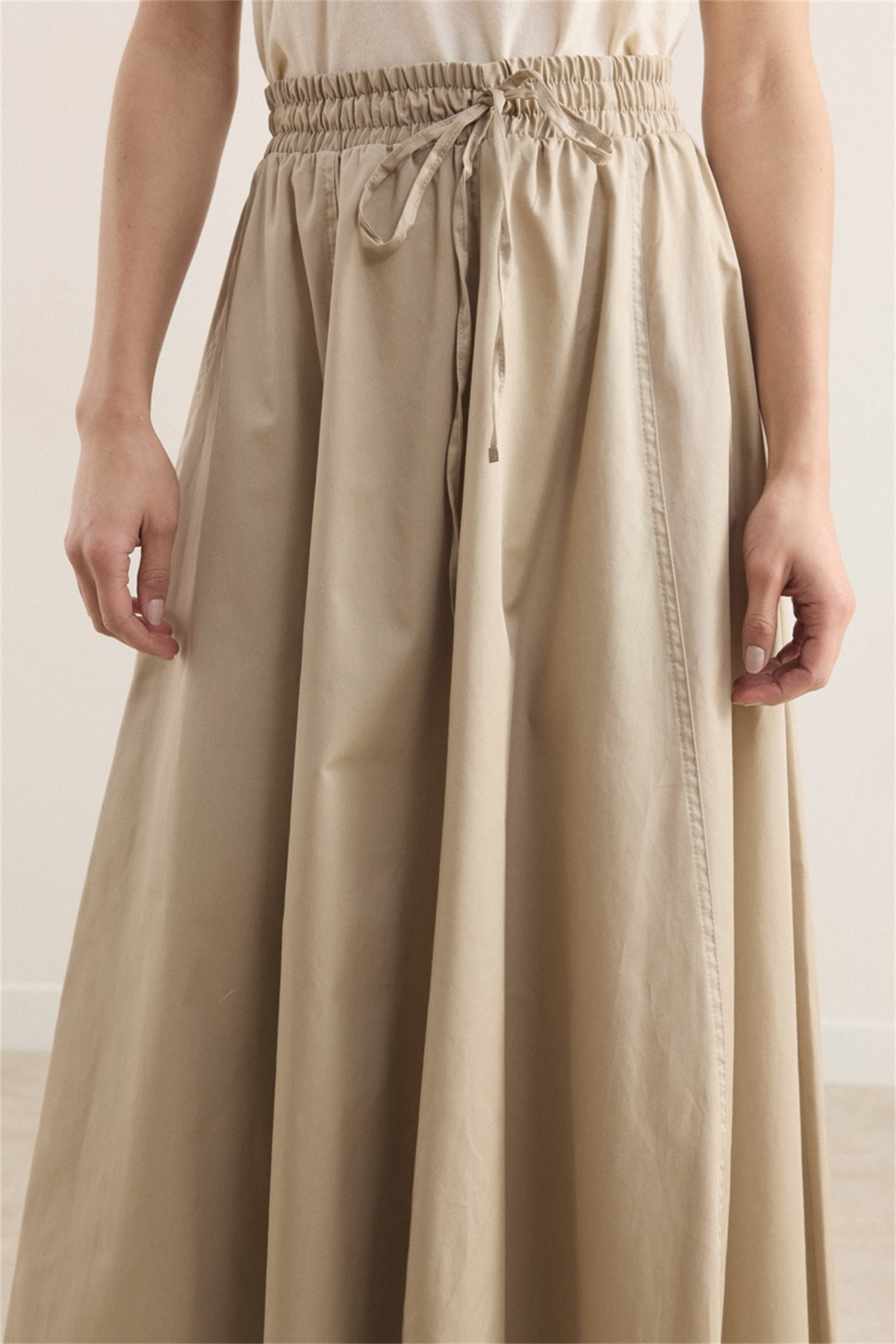 Gabardin Kloş Etek - Bej