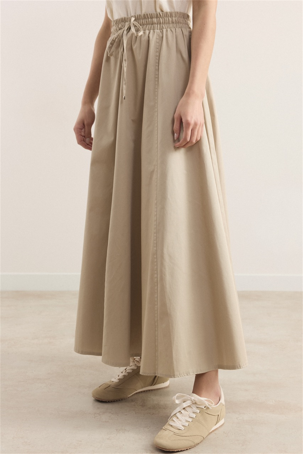 Gabardin Kloş Etek - Bej