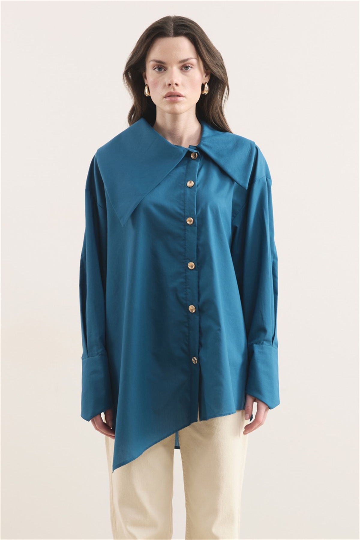 Geniş Yaka Asimetrik Gömlek - Turkuaz