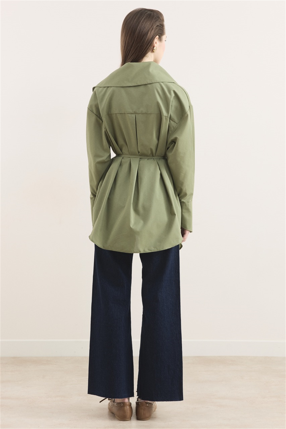 Geniş Yaka Asimetrik Gömlek - Yeşil