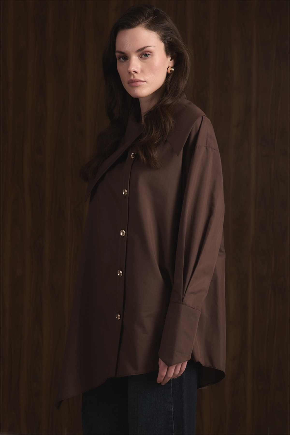 Geniş Yaka Asimetrik Gömlek - Kahve