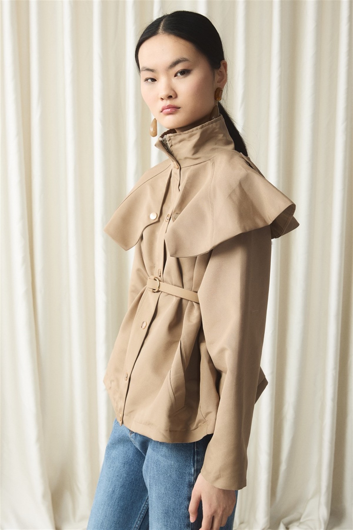 Geniş Yaka Detay Trenç - Bej