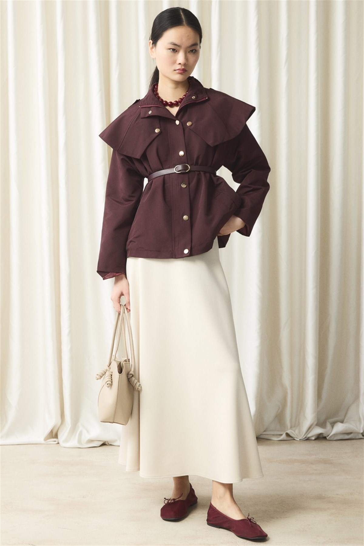 Geniş Yakalı Fırfır Detay Trenç - Bordo