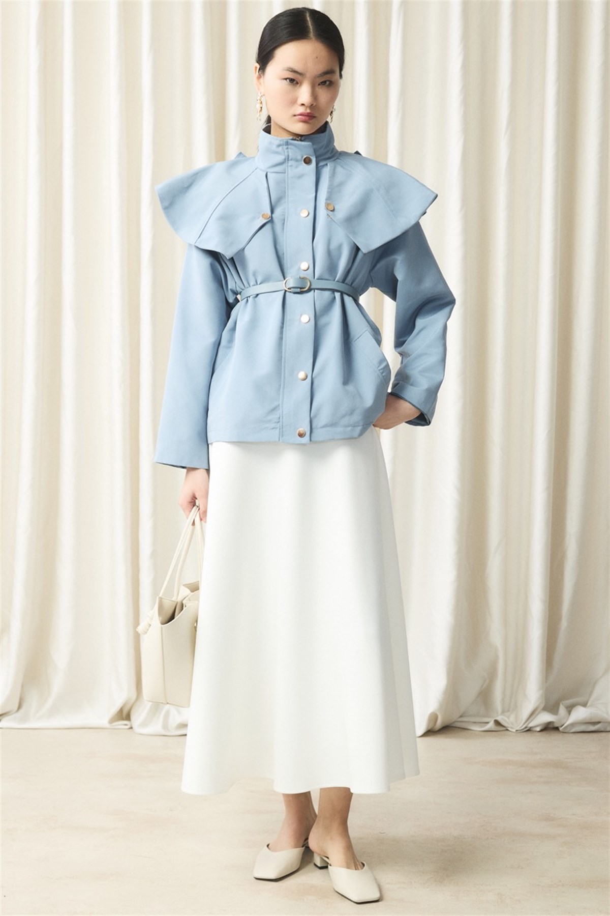 Geniş Yakalı Fırfır Detay Trenç - Mavi