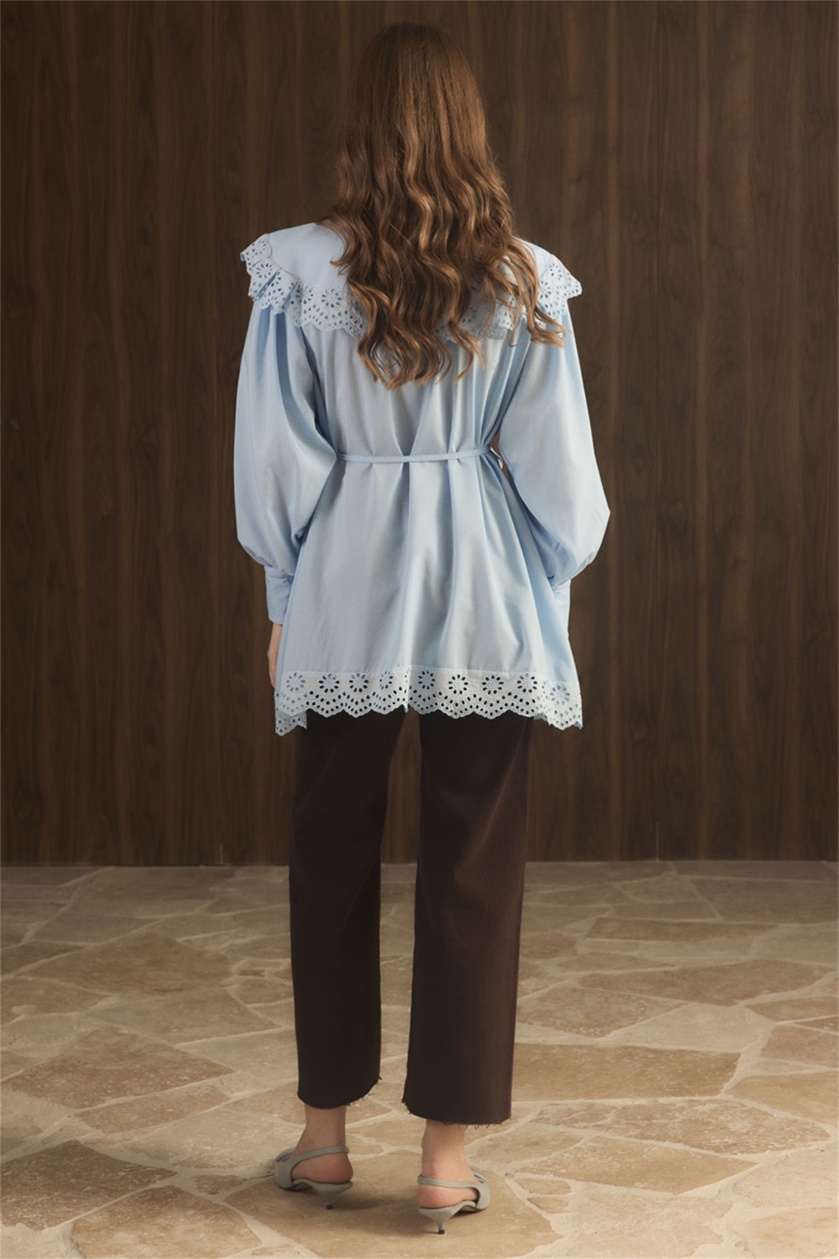 Geniş Yaka Güpürlü Dacron Gömlek - bebe mavisi