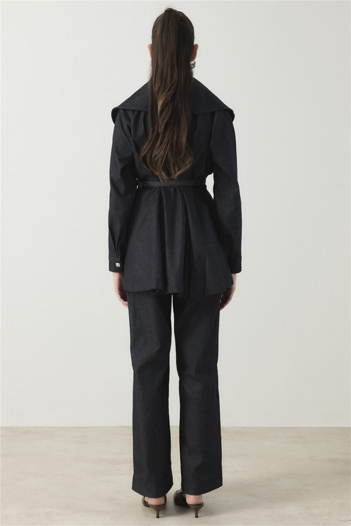 Geniş Yaka Kemerli Pantolon Takım - Lacivert