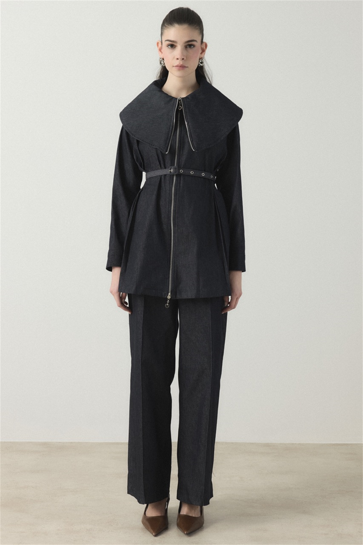 Geniş Yaka Kemerli Pantolon Takım - Lacivert