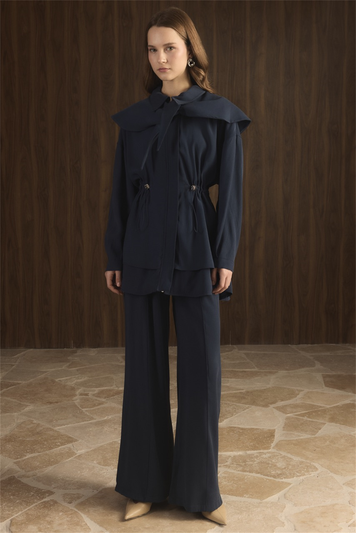 Geniş Yakalı Bel Tünelli Takım - Lacivert