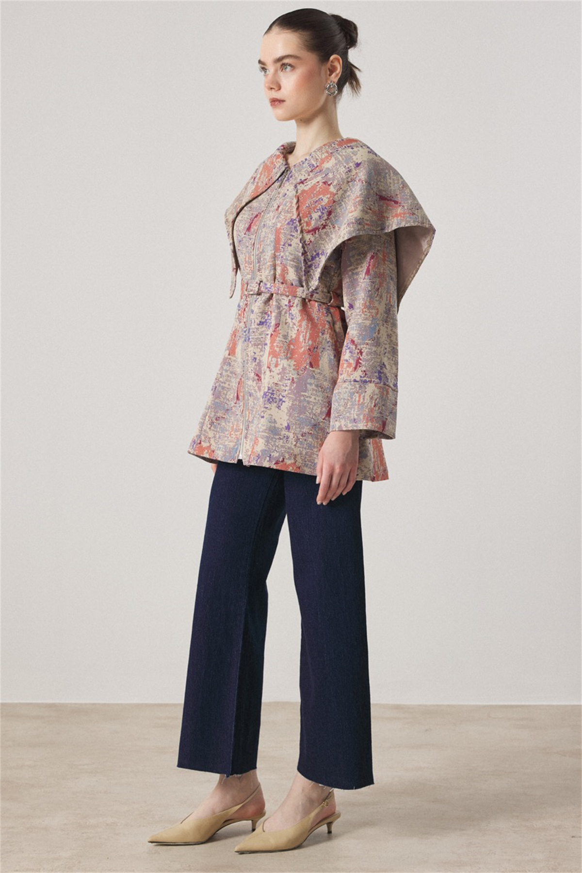 Geniş Yakalı Jakar Ceket - Bej