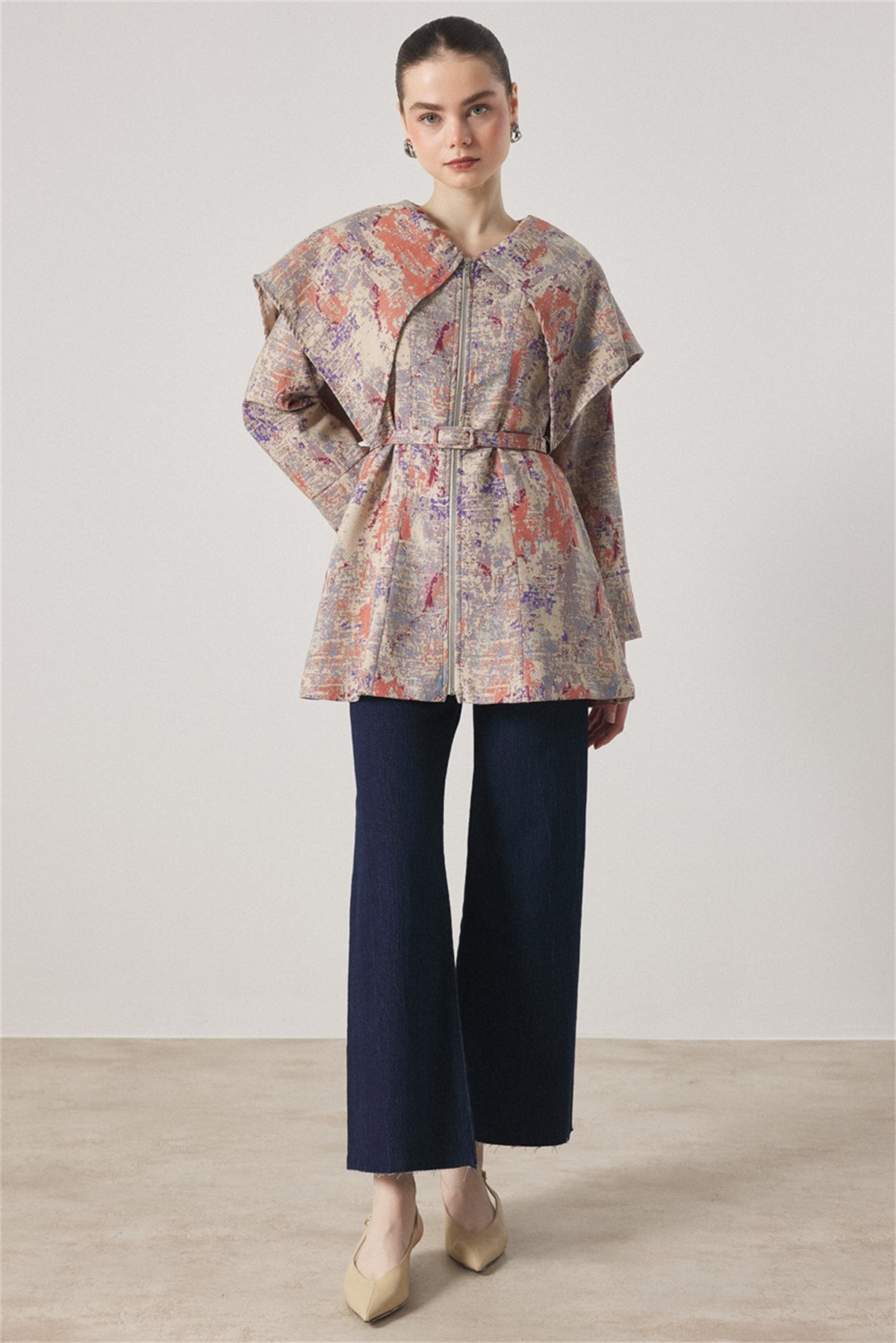 Geniş Yakalı Jakar Ceket - Bej