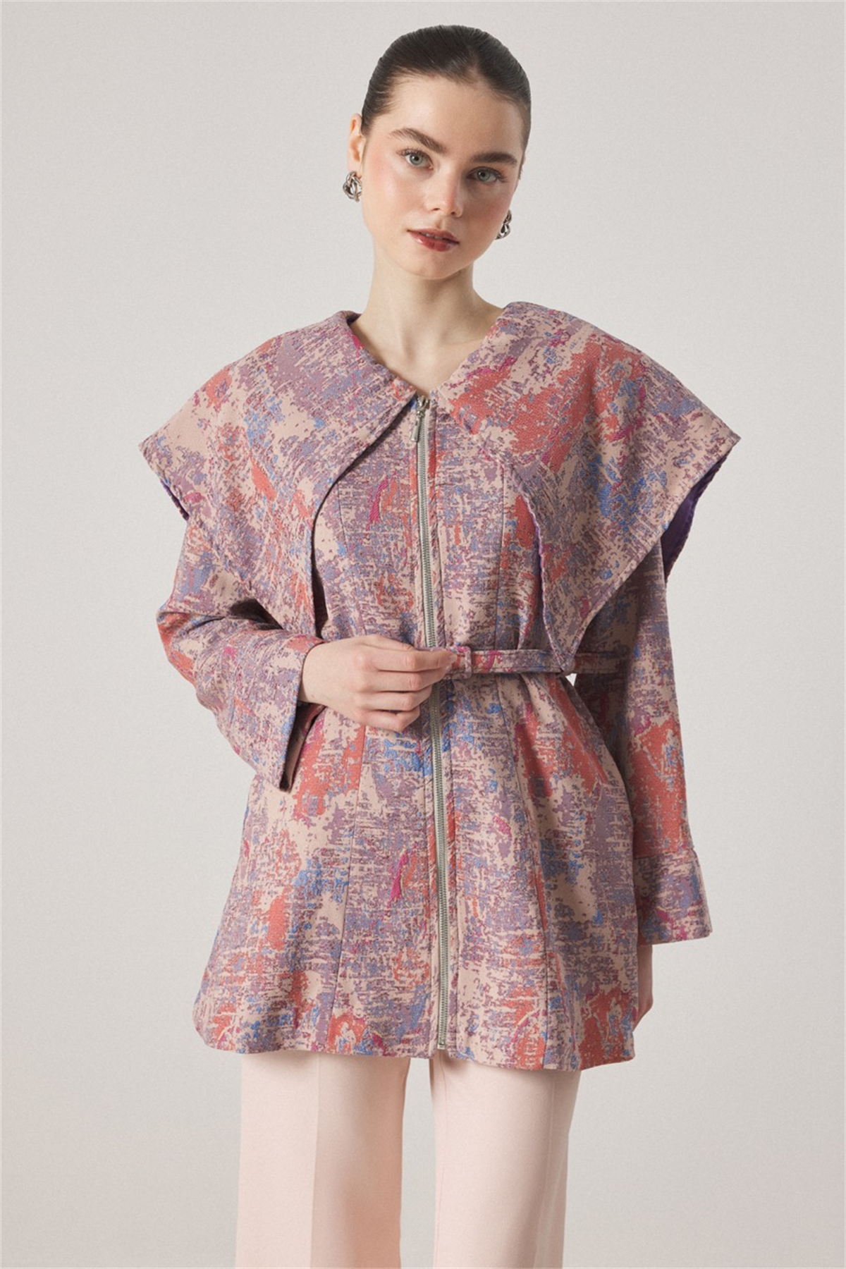 Geniş Yakalı Jakar Ceket - Pudra