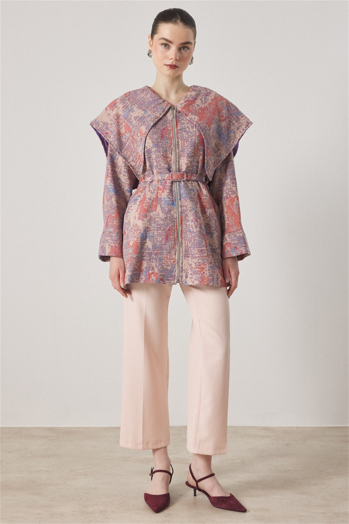 Geniş Yakalı Jakar Ceket - Pudra