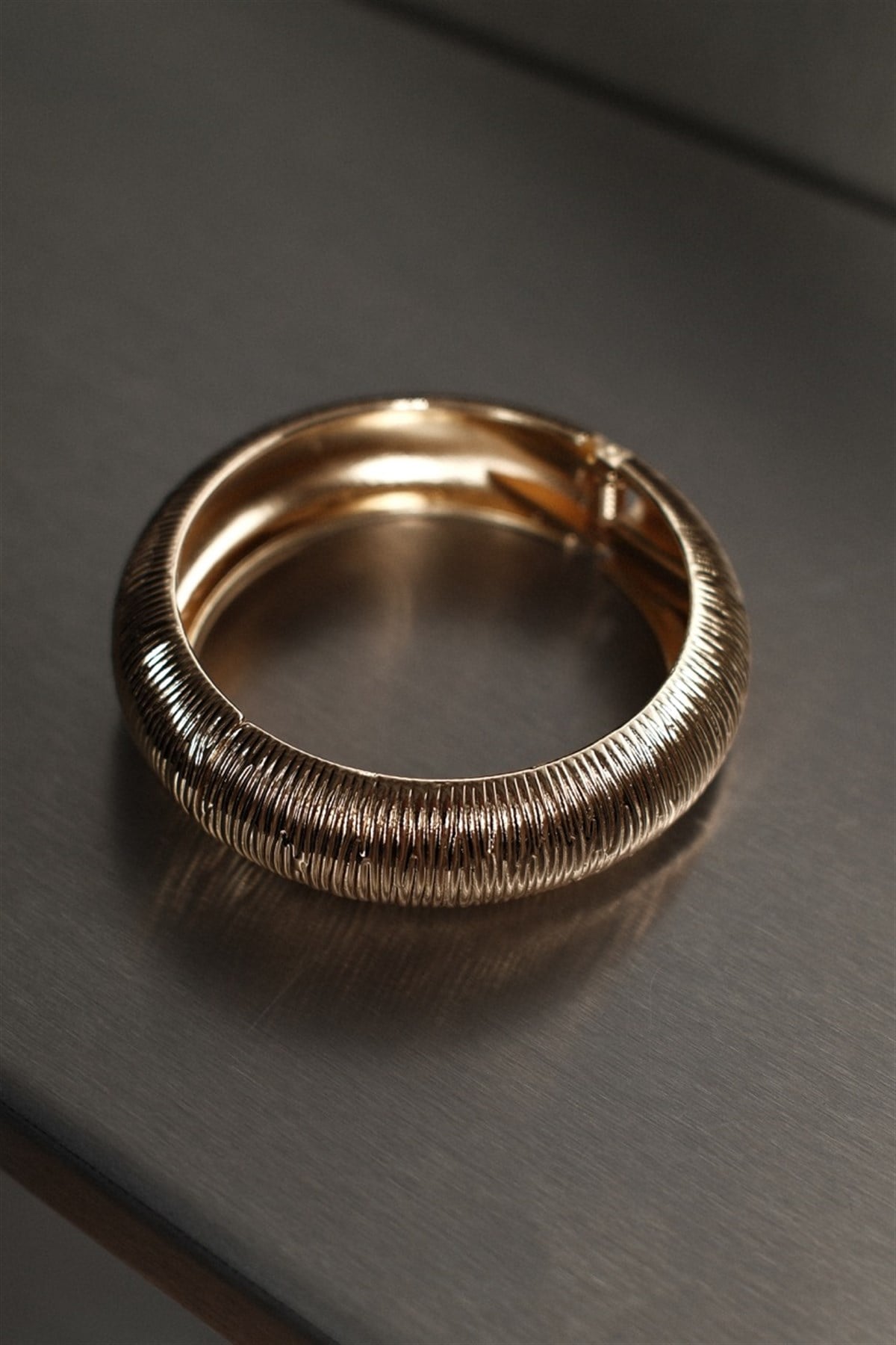 Kelepçe Bileklik - Gold