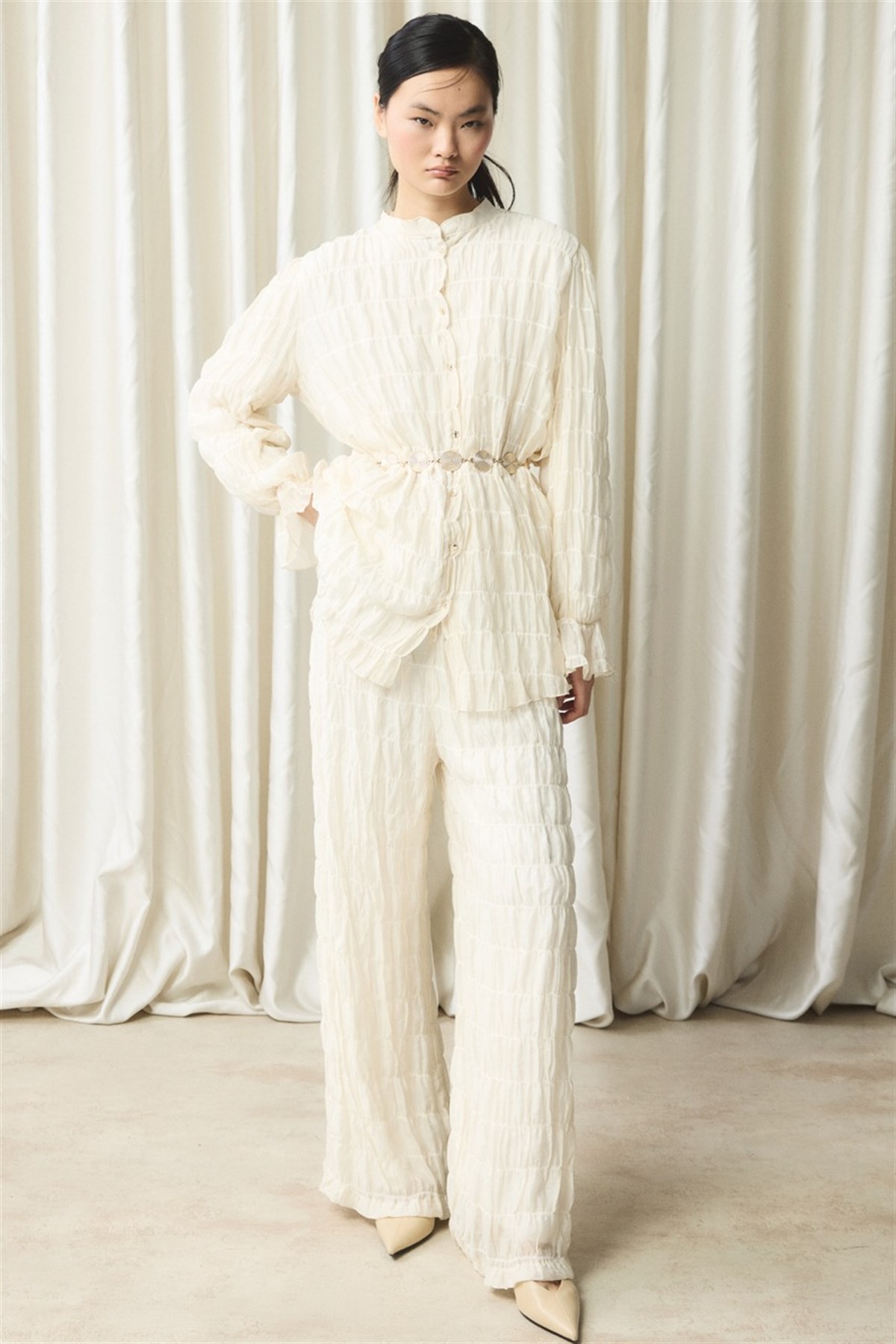 Kemer Detaylı Gofre Pantolonlu Takım - Ekru