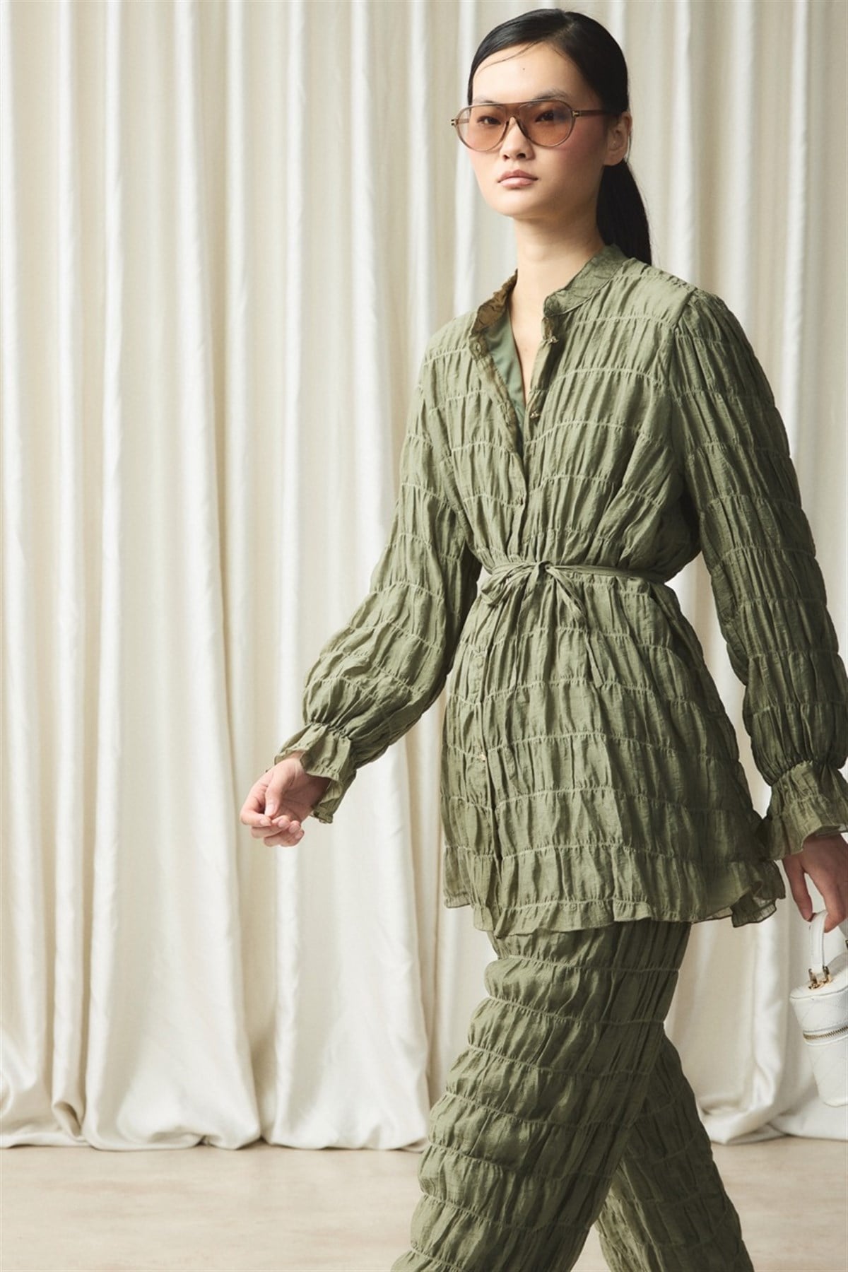 Kemer Detaylı Gofre Pantolonlu Takım - Haki