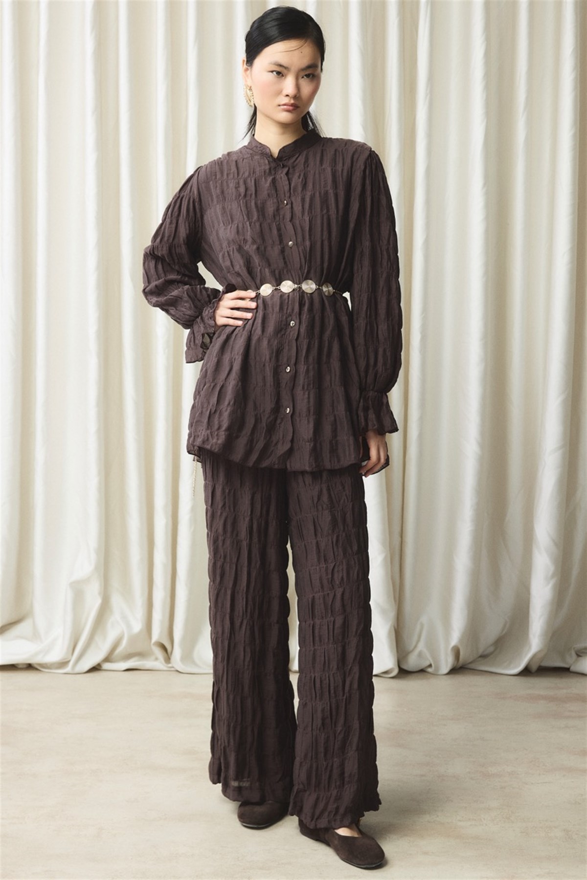 Kemer Detaylı Gofre Pantolonlu Takım - Kahve