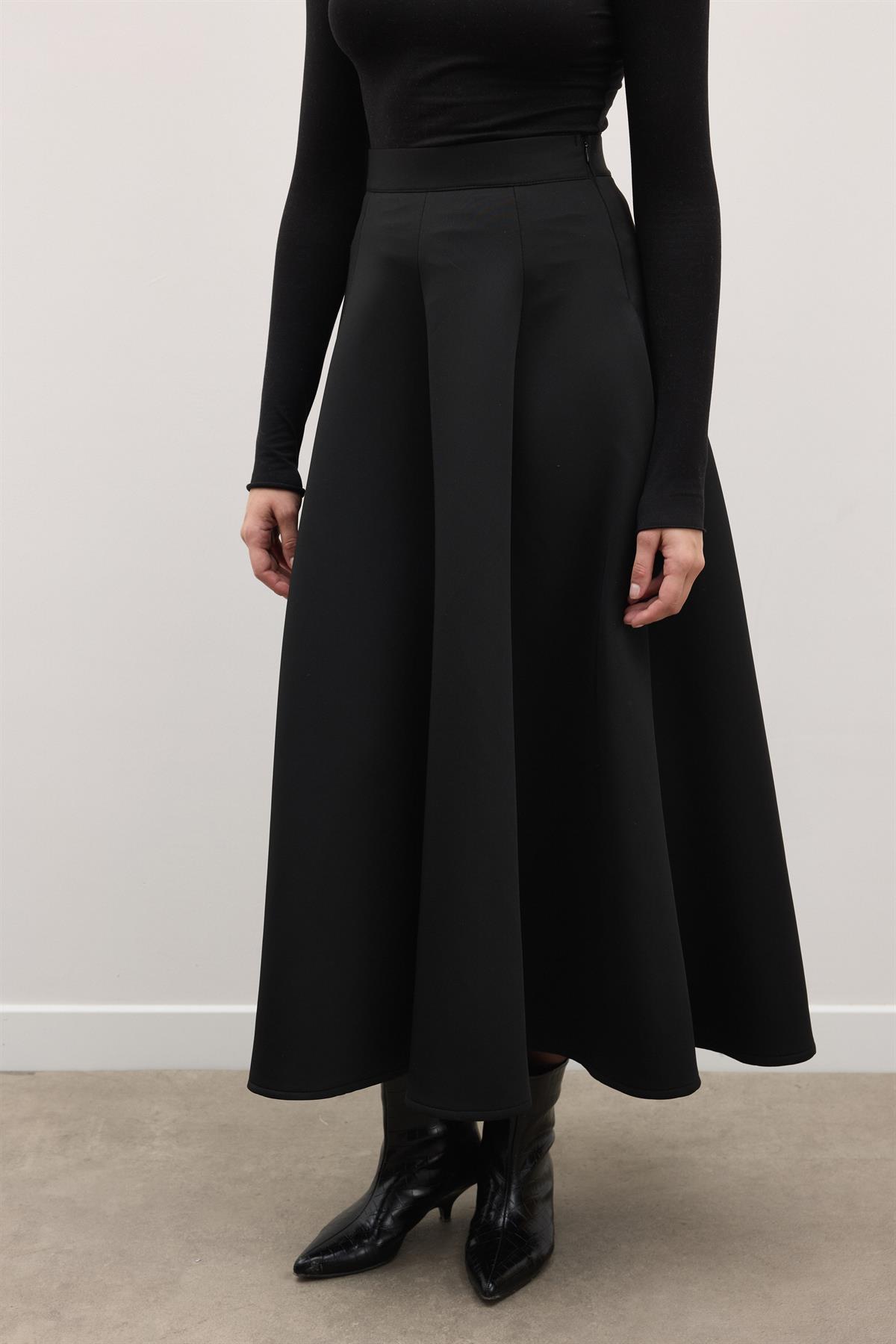 Kloş Scuba Etek - Siyah