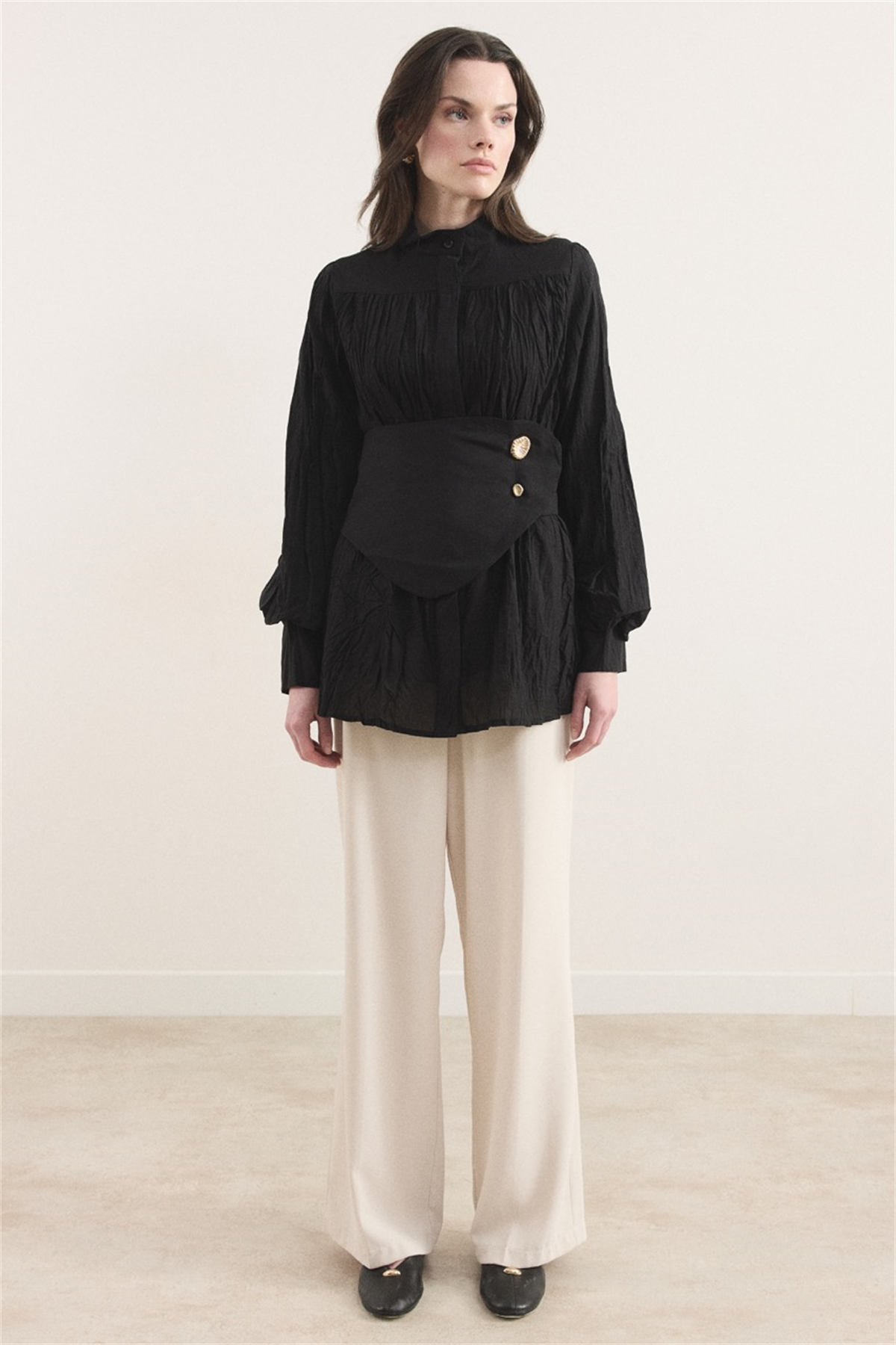 Kol Büzgülü Vual Gömlek - Siyah