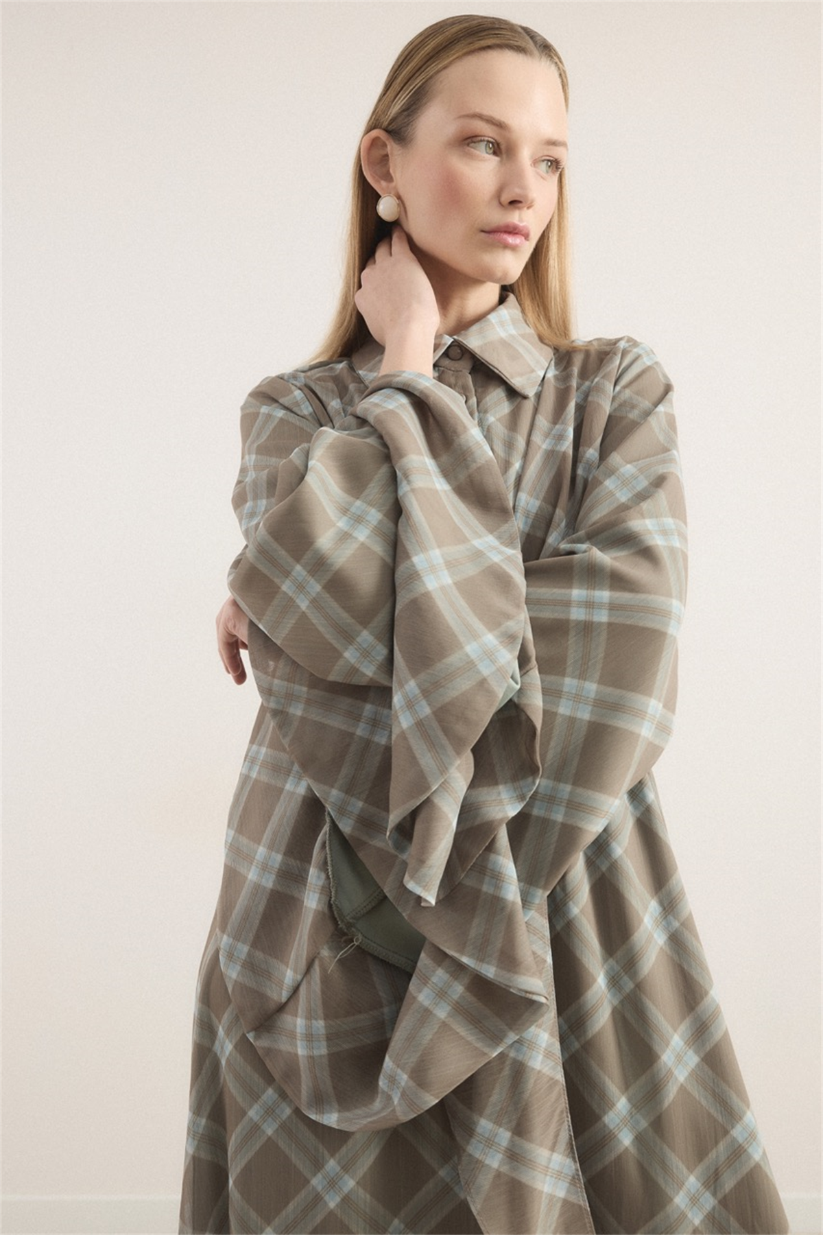 Kol Volanlı Allerli Şifon Ekose Elbise - Çağla