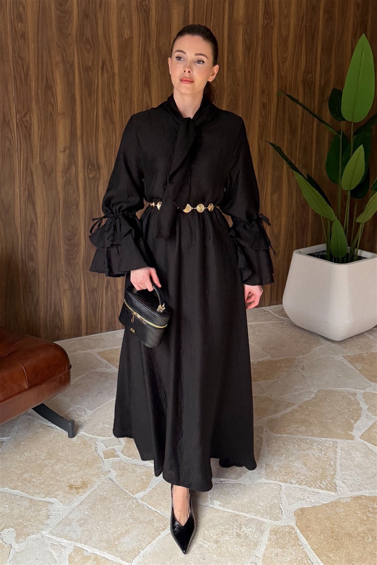 Kol Volanlı Müslin Elbise - Siyah