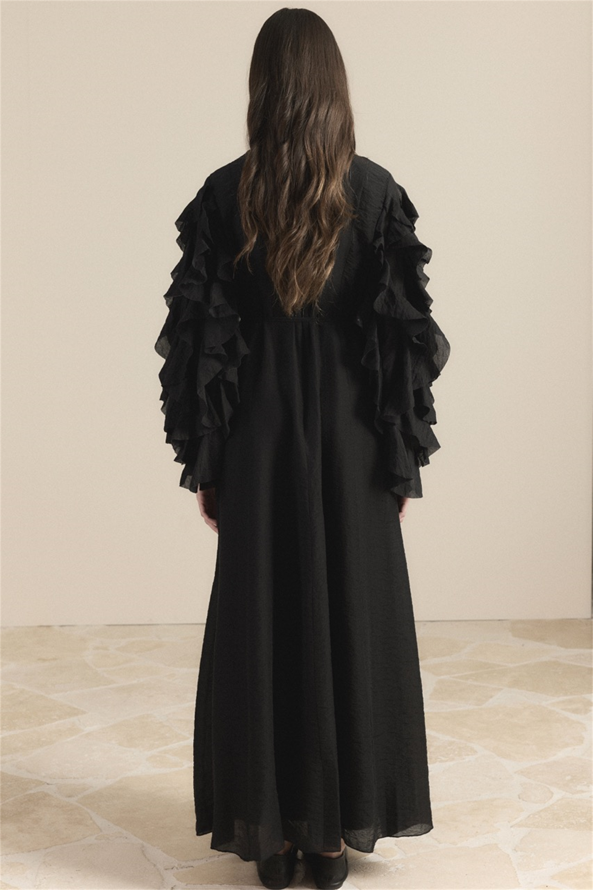 Kolları Fırfırlı Volanlı Elbise - Siyah