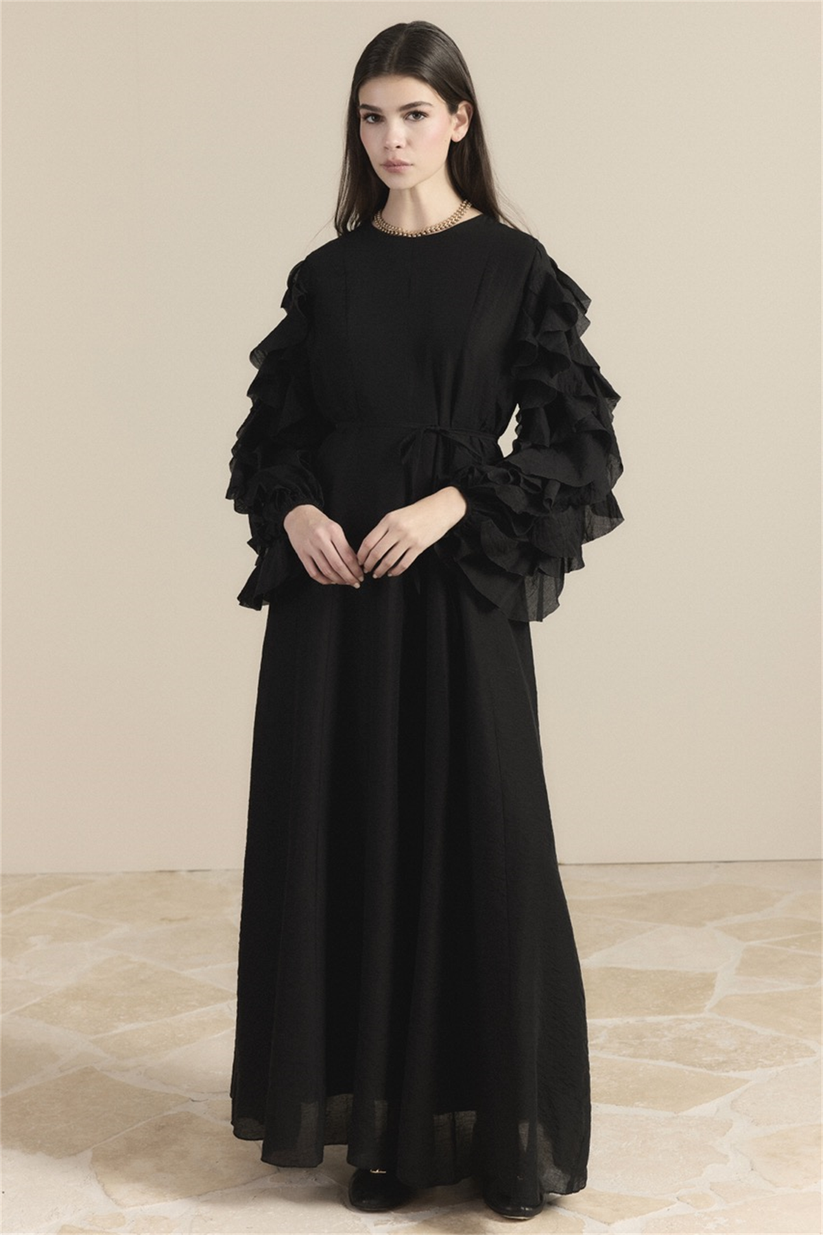 Kolları Fırfırlı Volanlı Elbise - Siyah