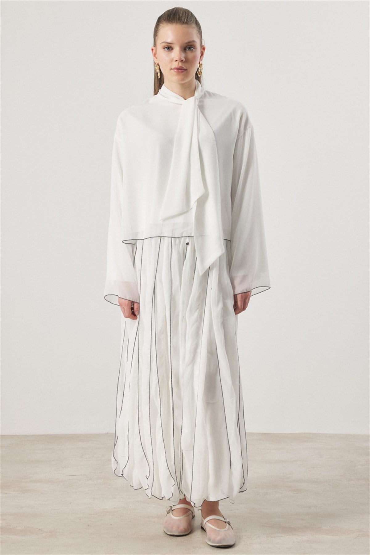 Kravat Bağlamalı Pileli Etek Takım - Ekru