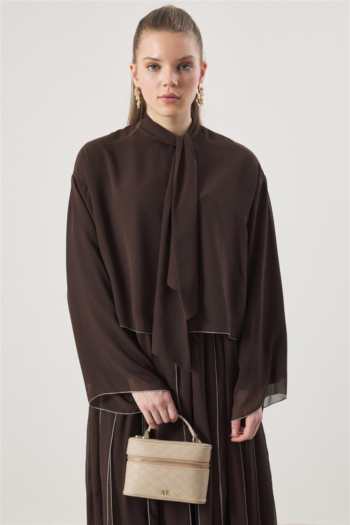 Kravat Bağlamalı Pileli Etek Takım - Kahve